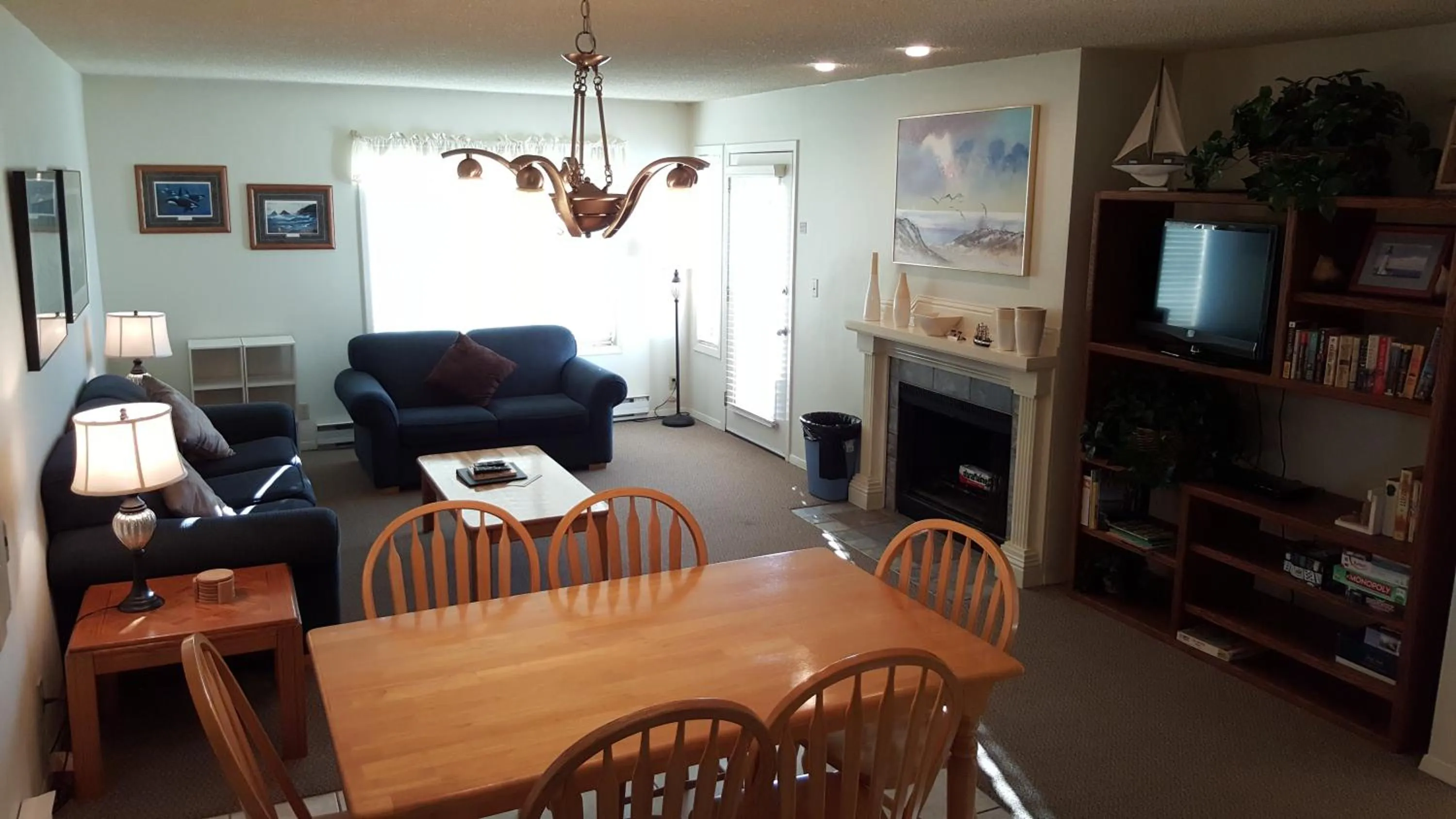 Living room in The Breakers Long Beach
