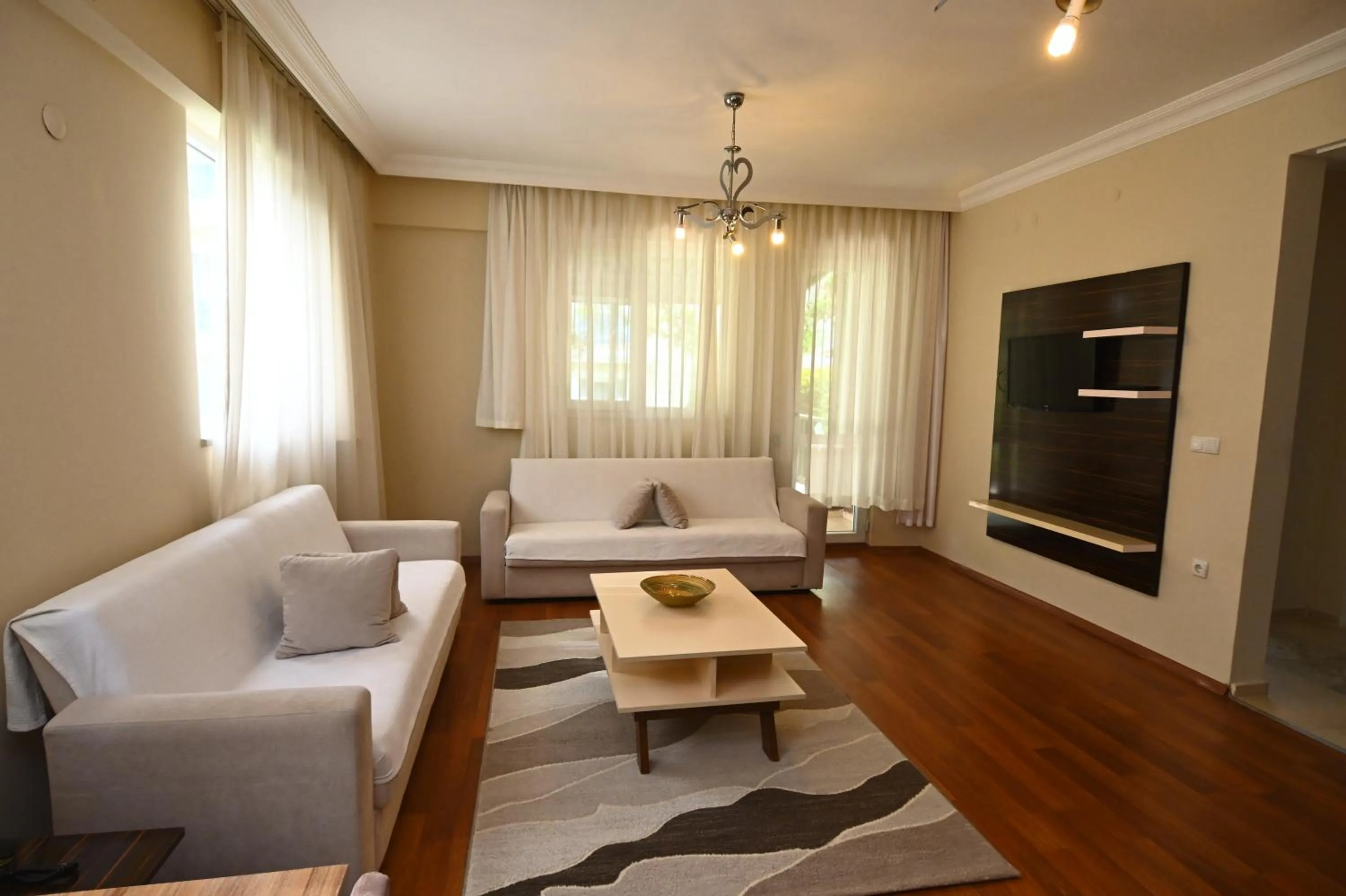 Living room in Sarot Thermal Vadi Tatil Koyu - Halal Hotel