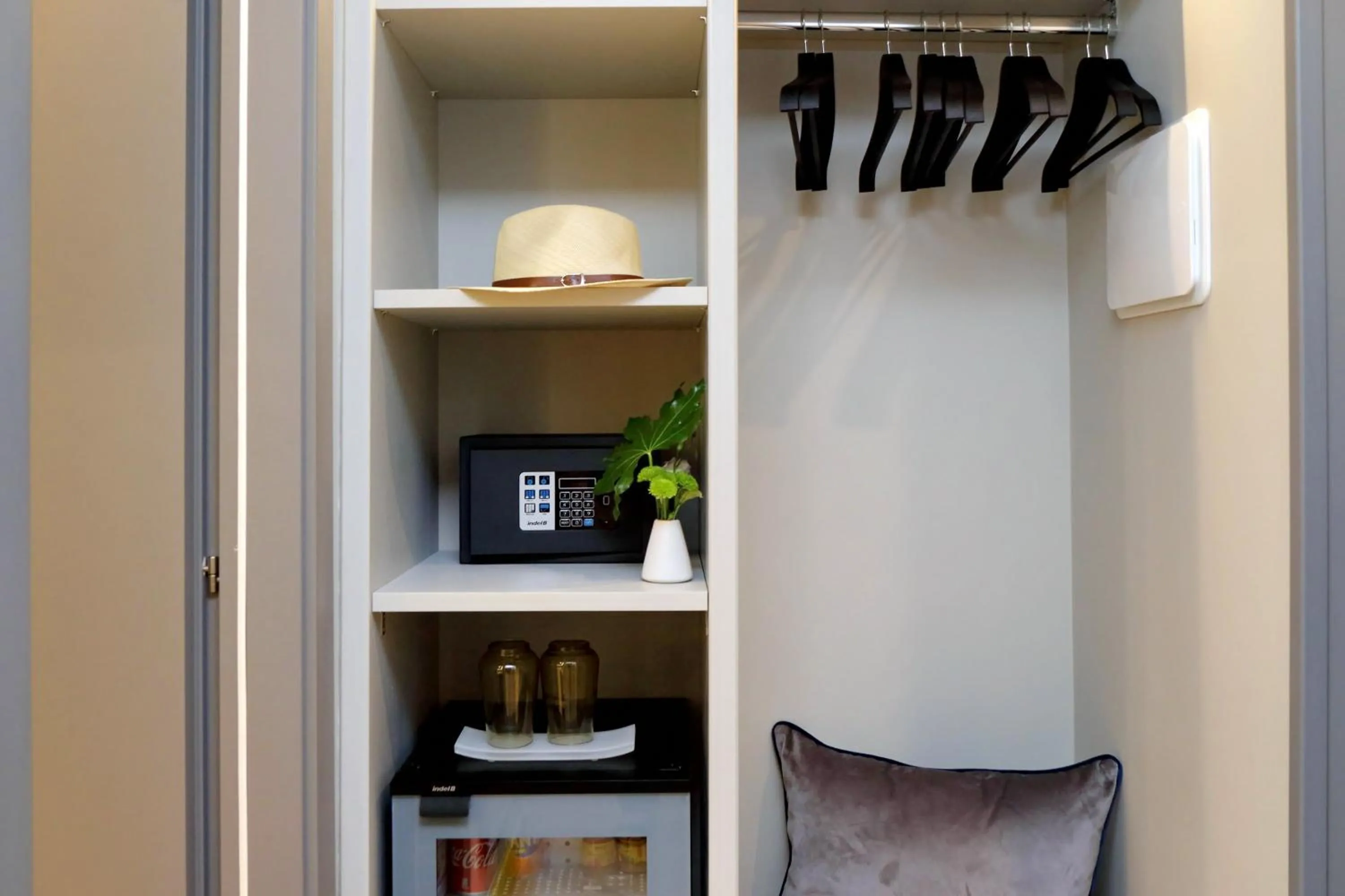 Decorative detail in Roma Five Suites