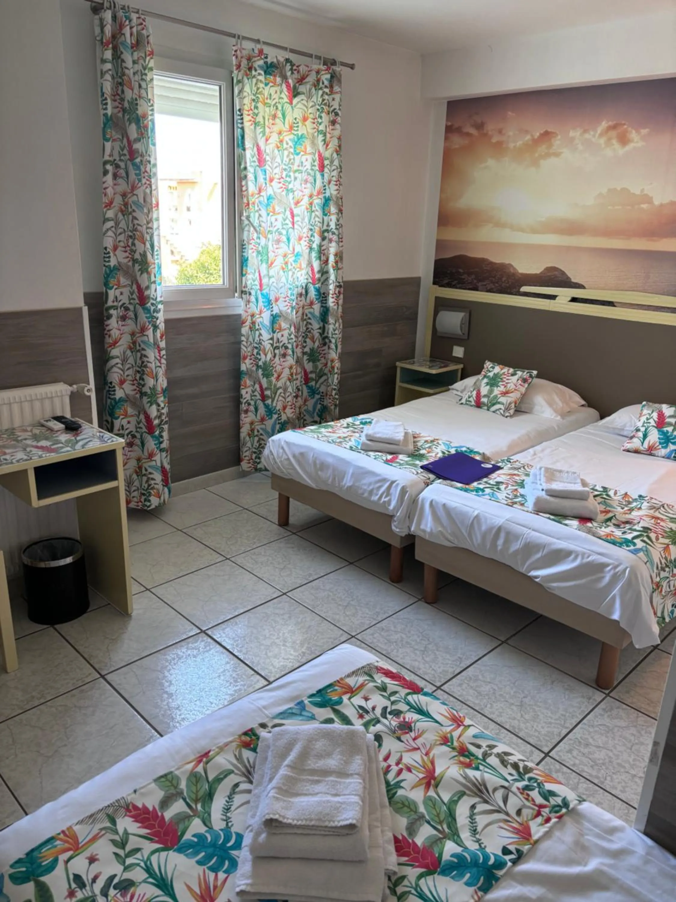 Bed in Hôtel Restaurant de la Mer