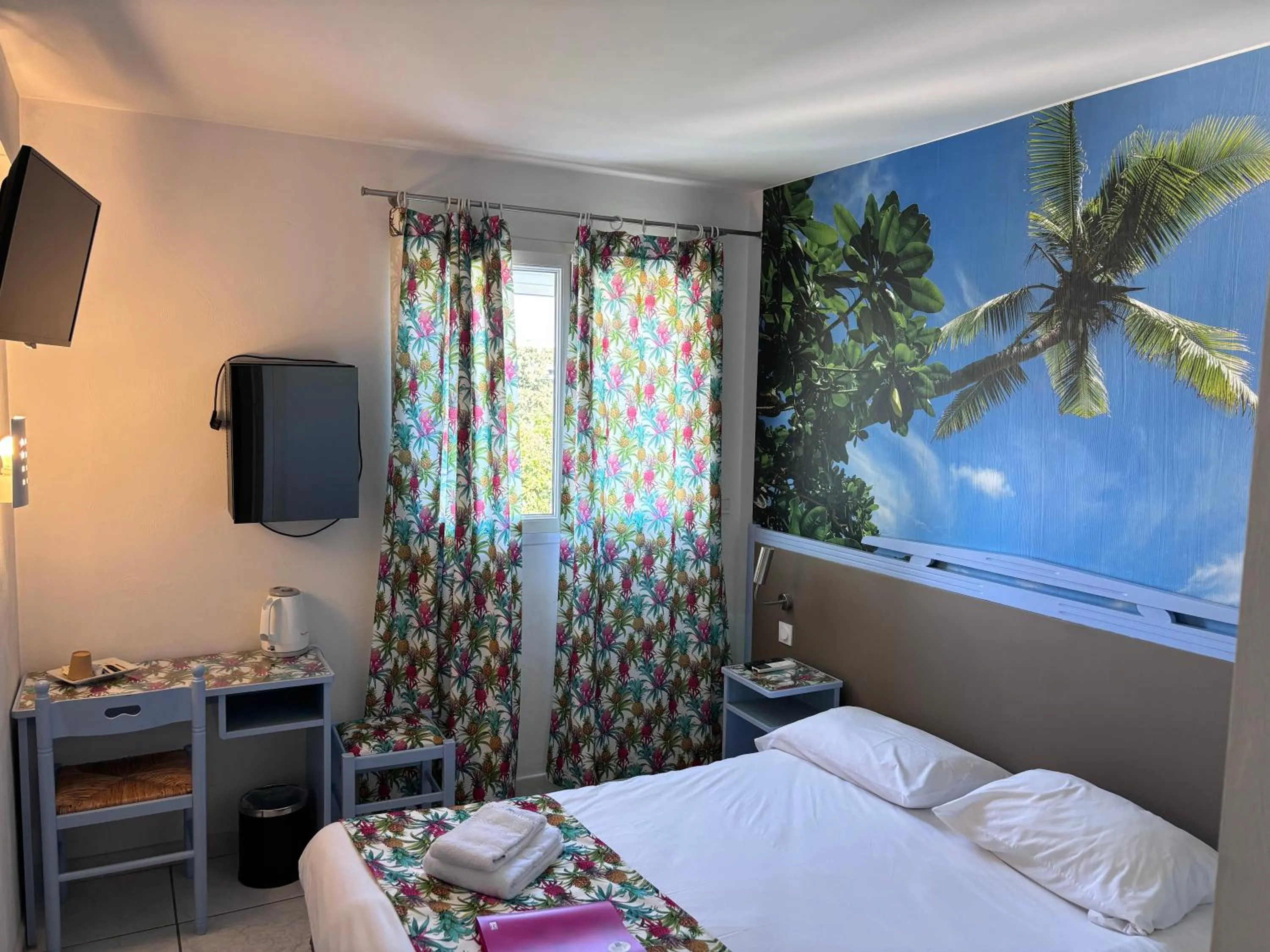 Bed in Hôtel Restaurant de la Mer