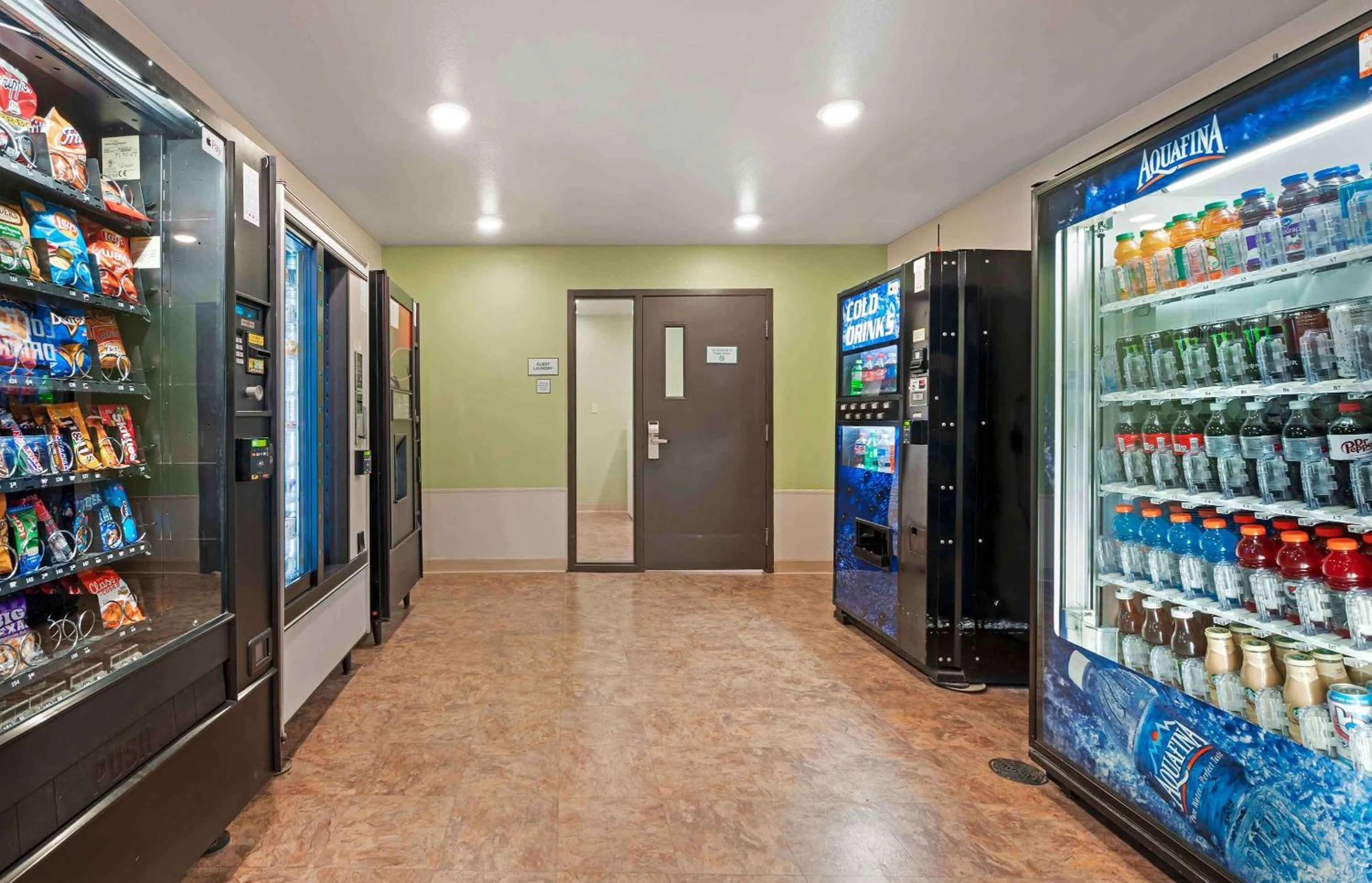 Property building in Extended Stay America Select Suites - Cincinnati - Florence - Airport