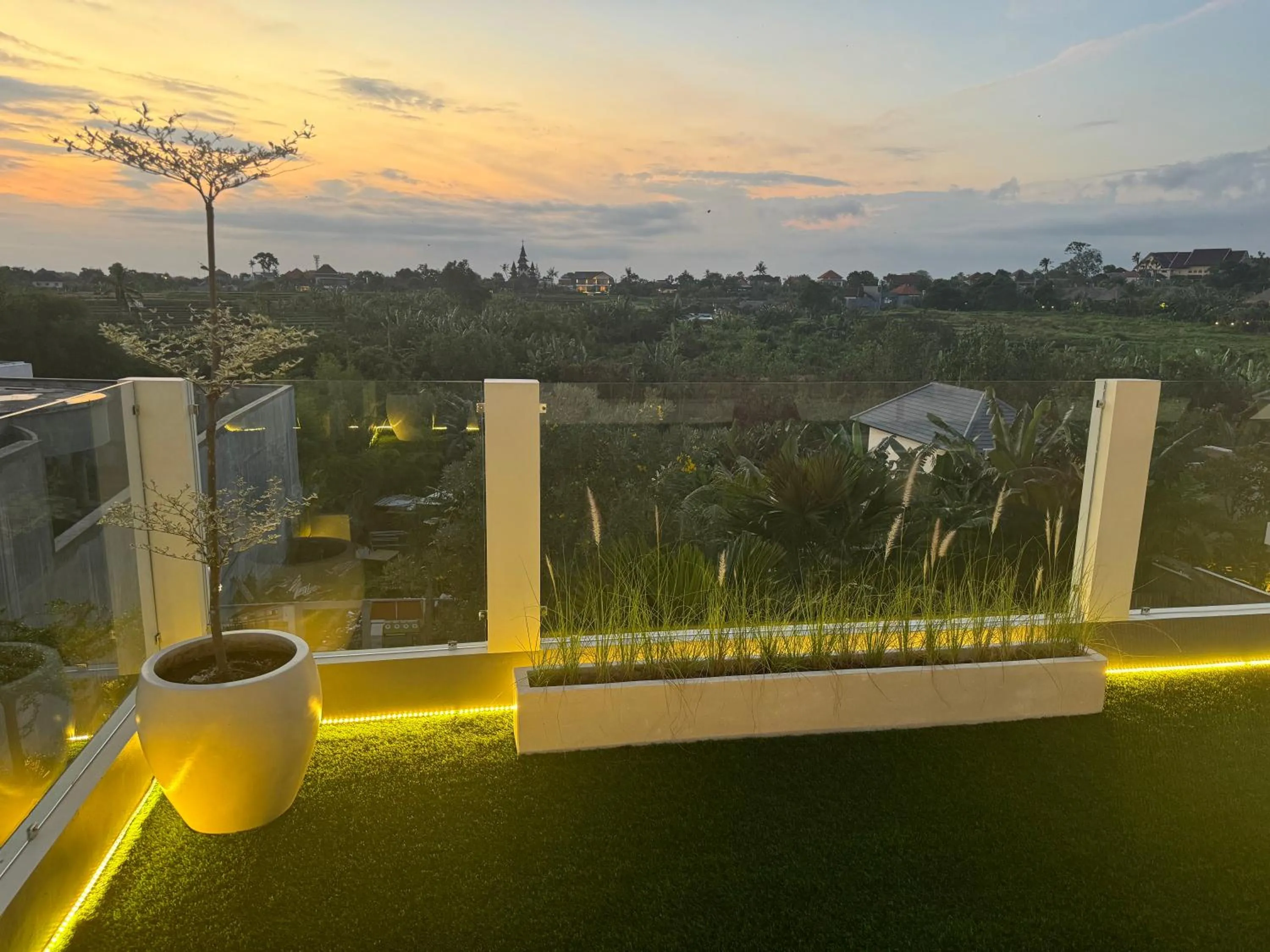 Garden in GM Guest House Canggu