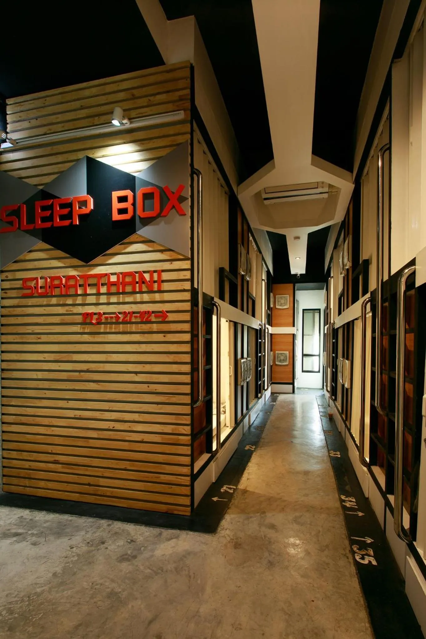 Sleepbox Hostel Suratthani