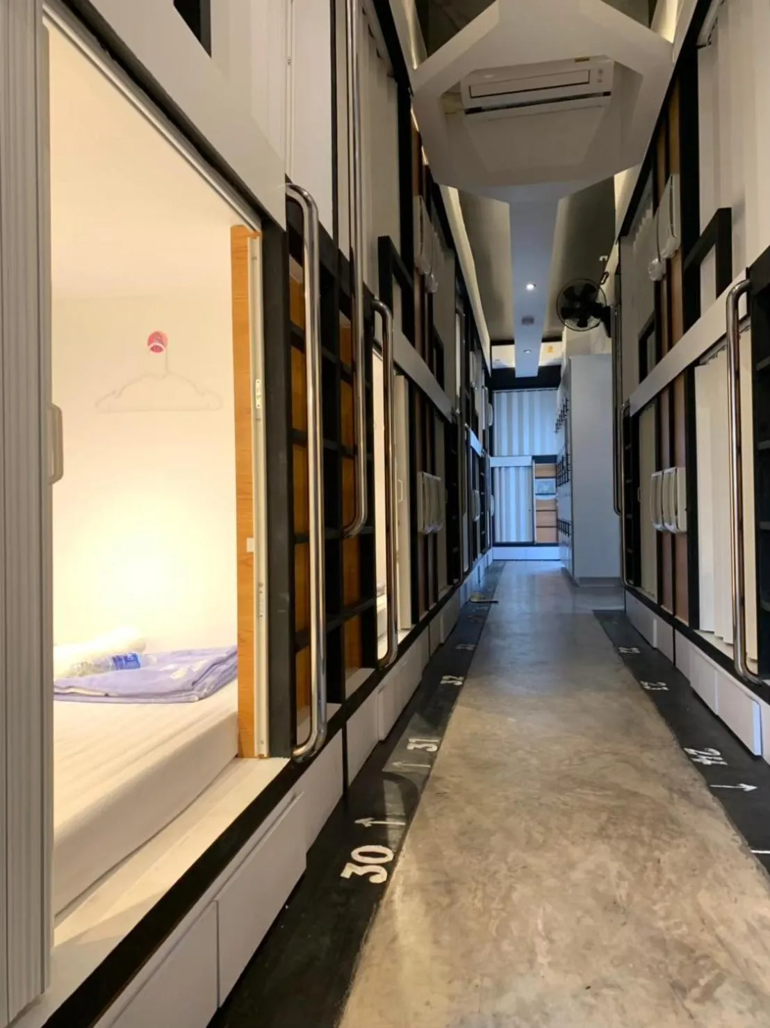 Sleepbox Hostel Suratthani