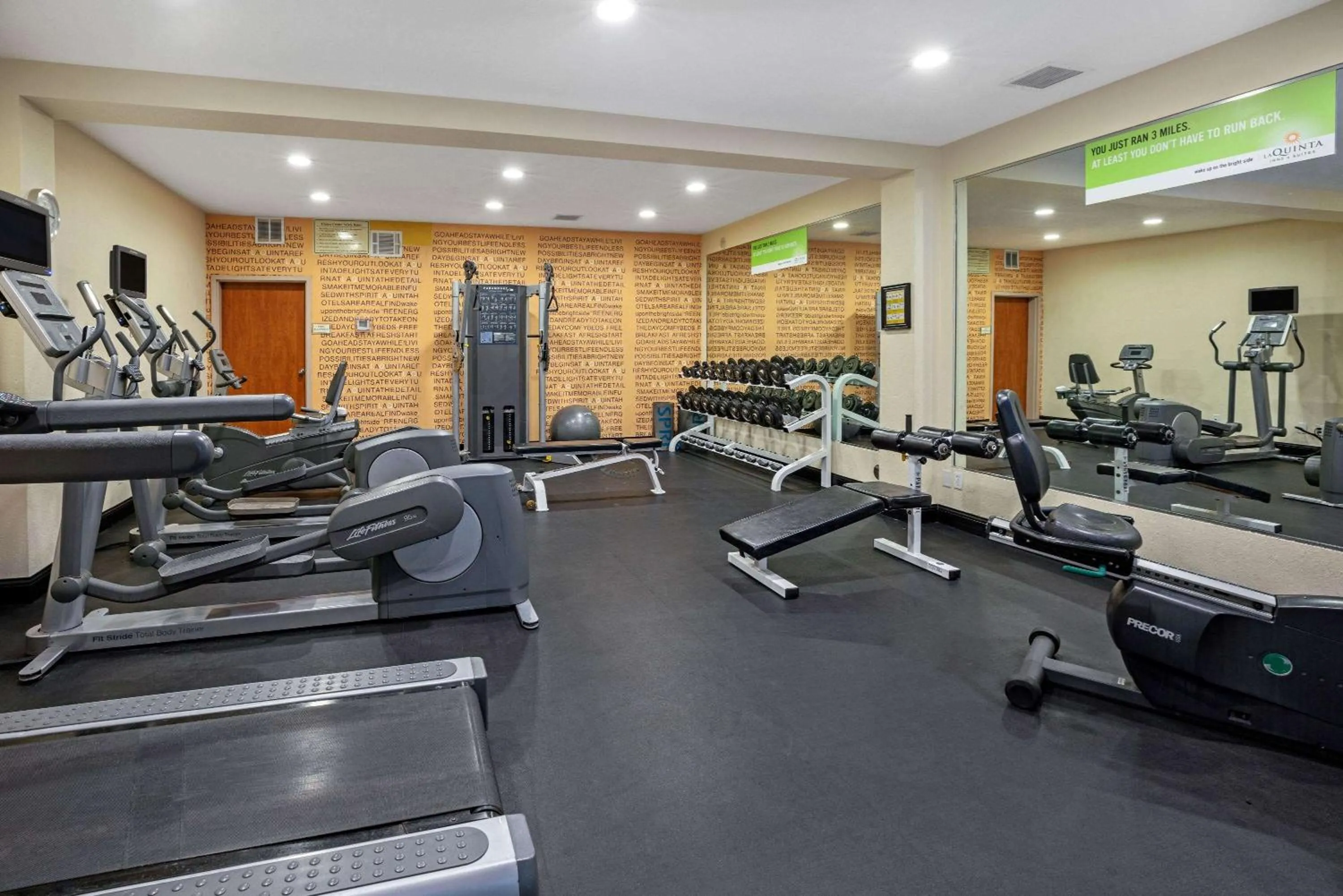 Fitness centre/facilities in La Quinta by Wyndham Boise Towne Square