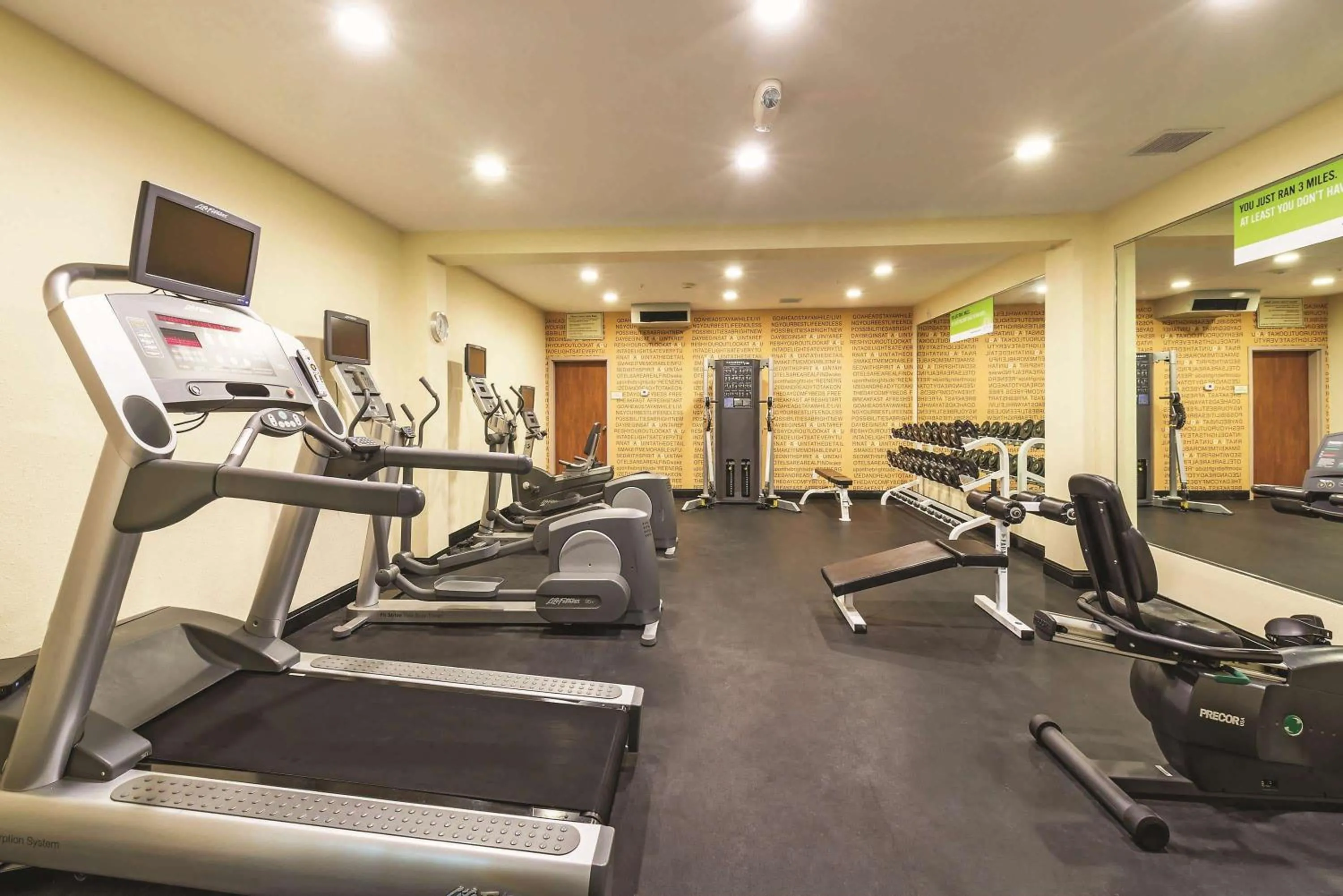 Fitness centre/facilities in La Quinta by Wyndham Boise Towne Square