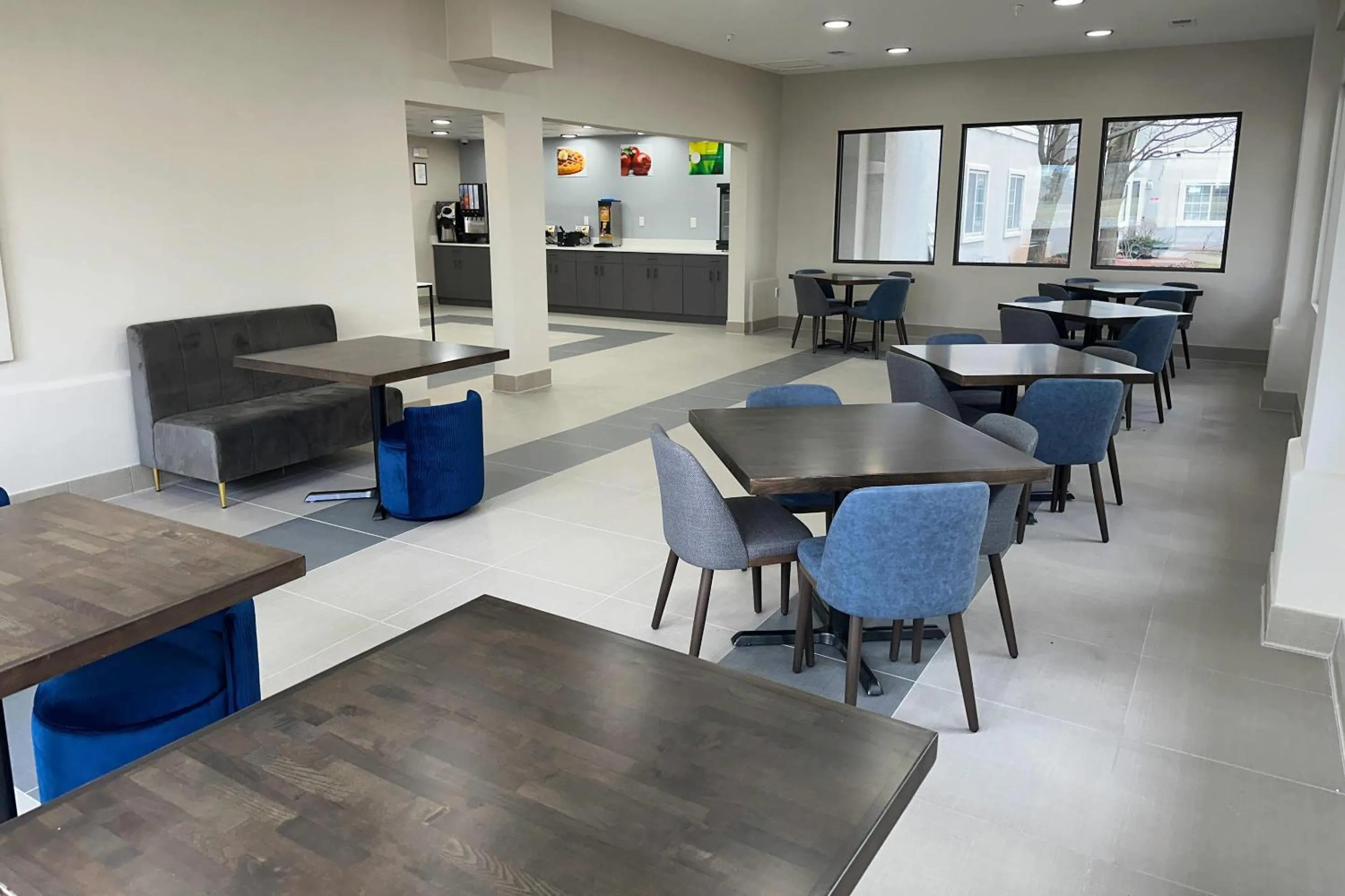 Breakfast in Quality Inn Fishers - Indianapolis