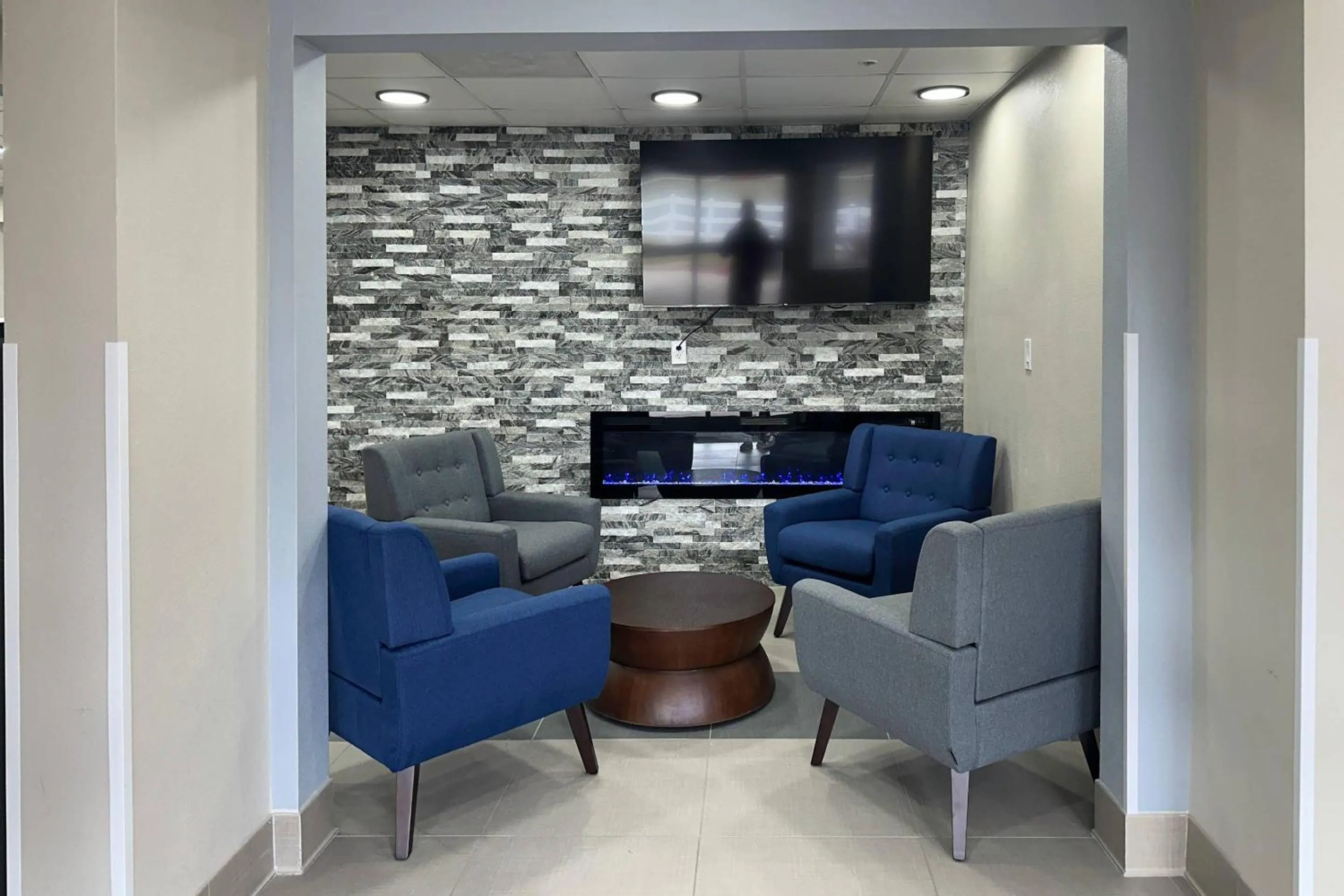 Lobby or reception in Quality Inn Fishers - Indianapolis