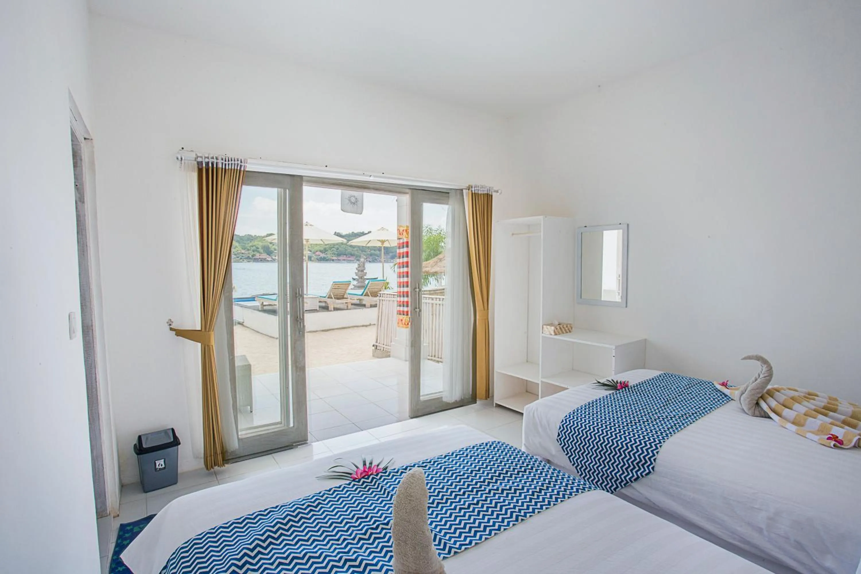 The Waterfront Beach House