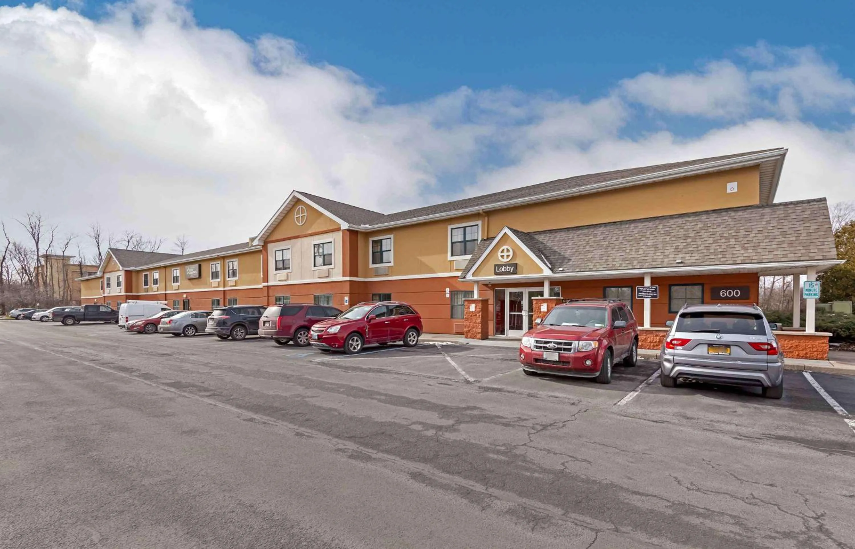 Property building in Extended Stay America Suites - Rochester - Greece