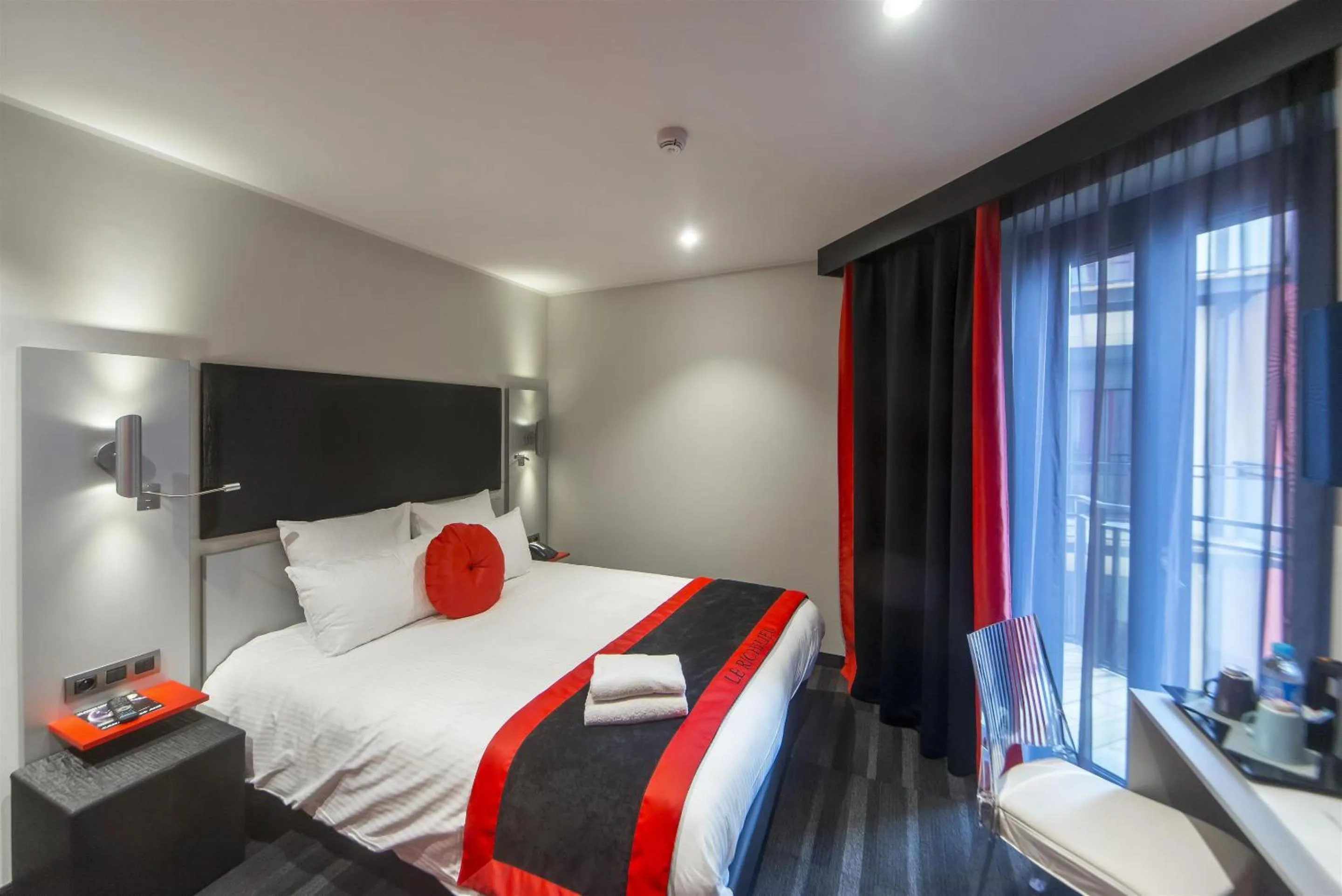 Bed in Hôtel Boutique Richelieu, Lyon Gare Part-Dieu