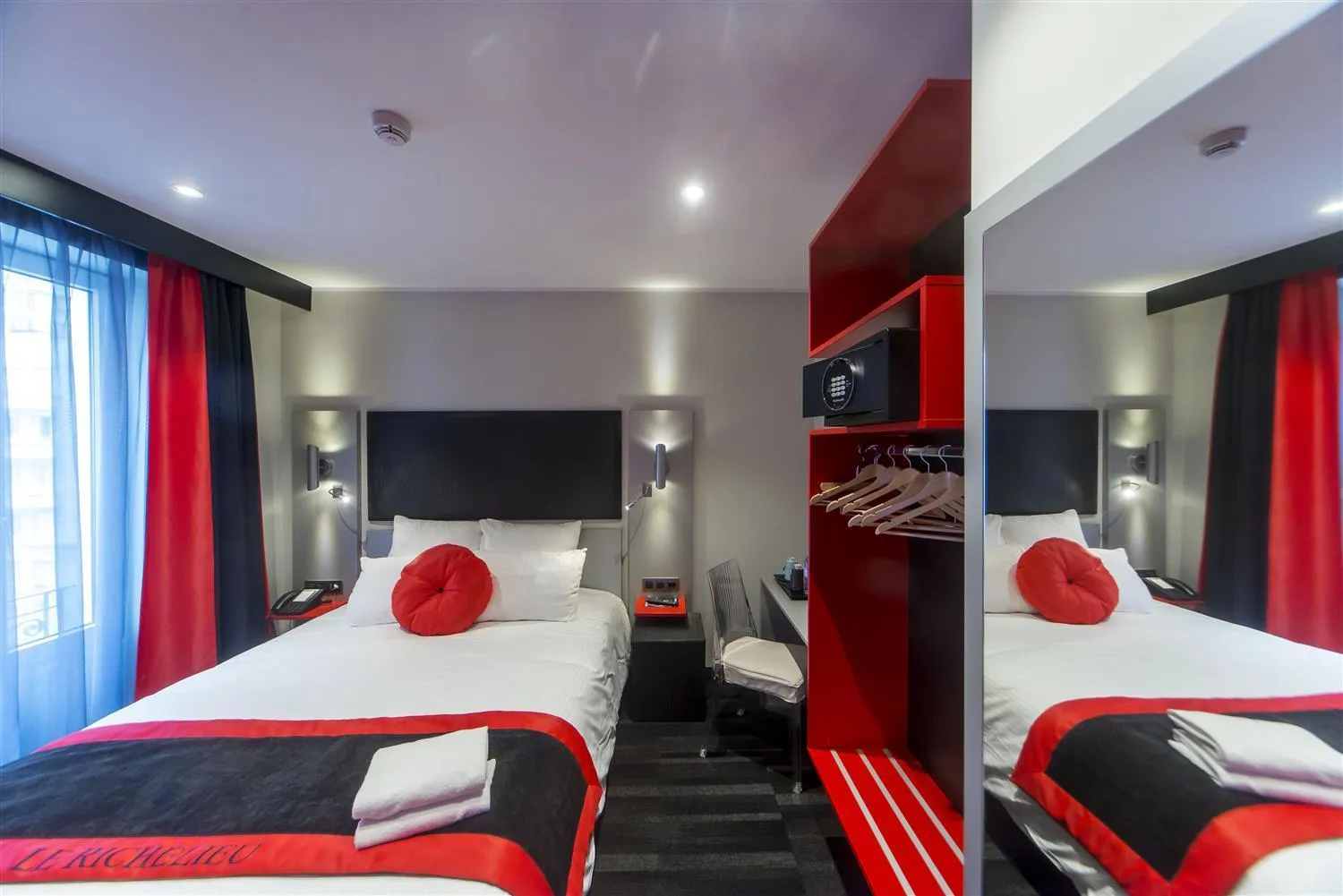 Bed in Hôtel Boutique Richelieu, Lyon Gare Part-Dieu