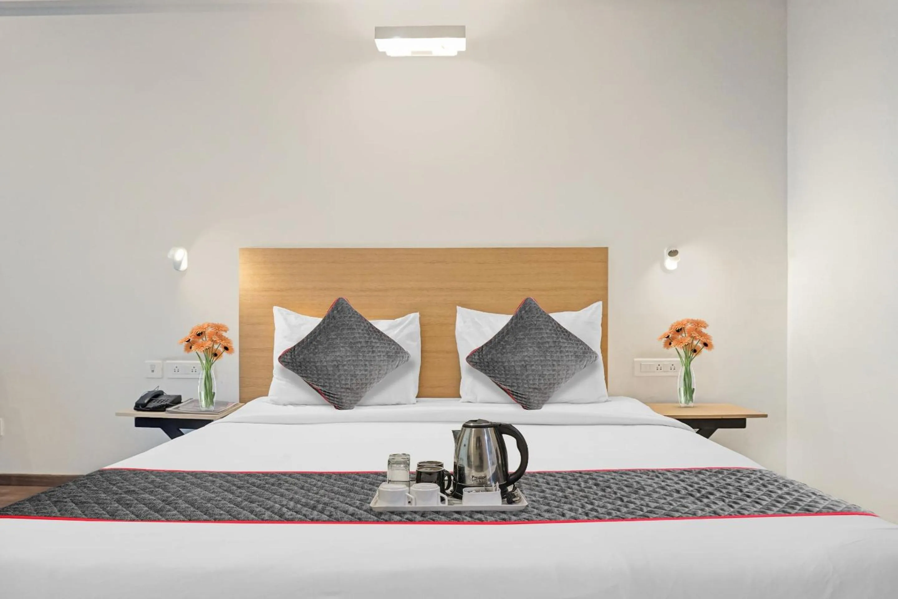 Bedroom in Townhouse Somani TC