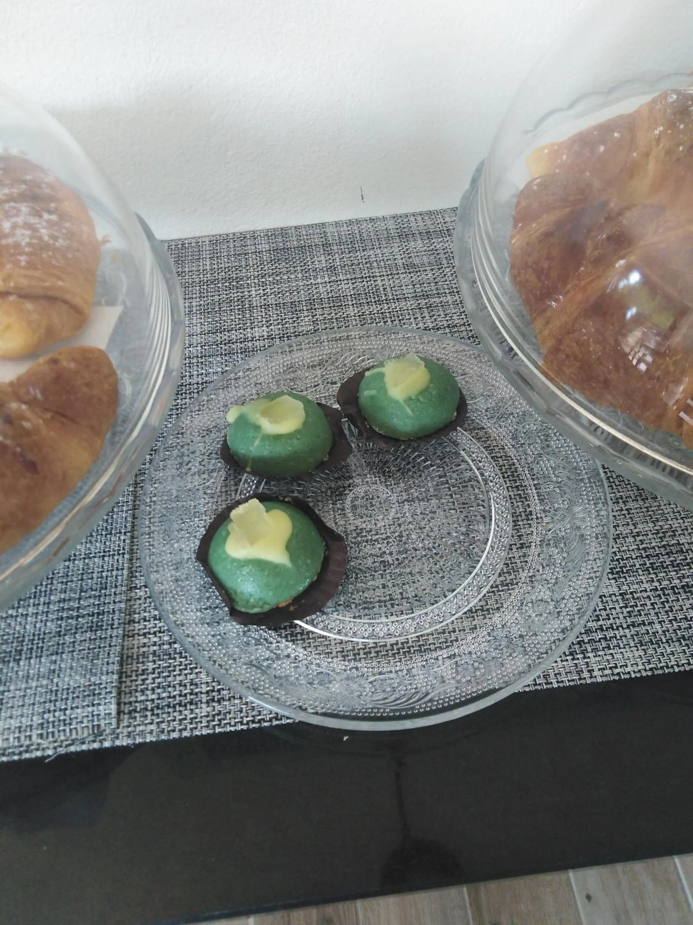 Breakfast in Villa Niscima