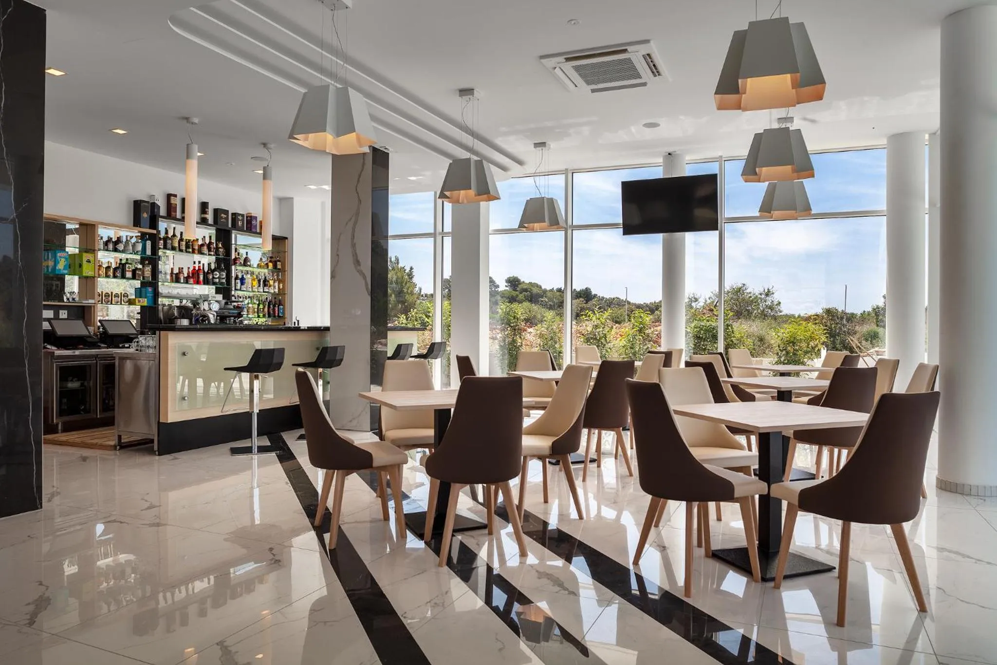 Restaurant/places to eat in Kaneo beach hotel Novalja