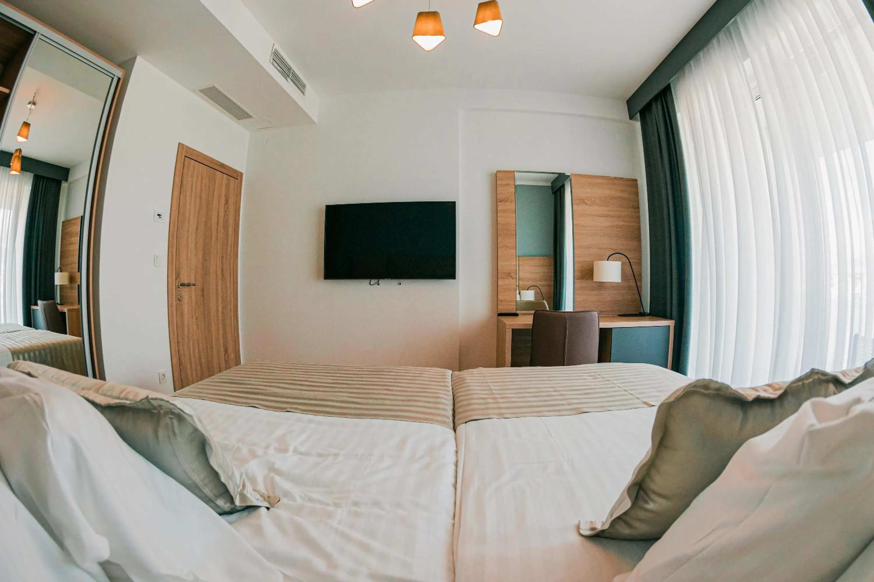 Photo of the whole room, Bed in Kaneo beach hotel Novalja