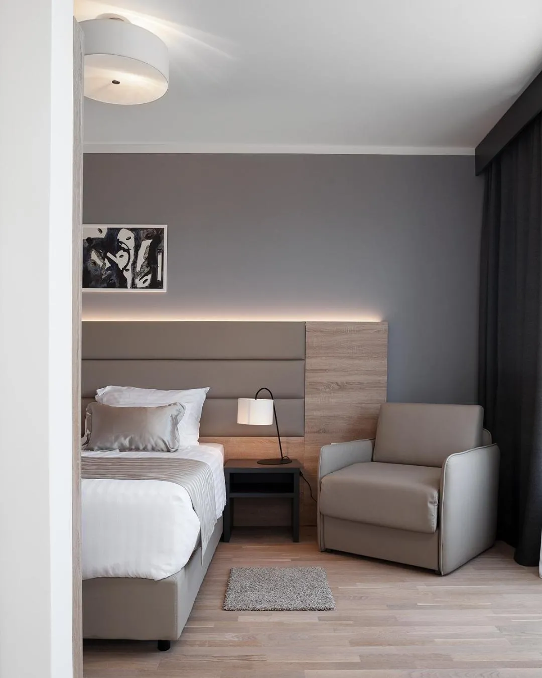 Bedroom, Bed in Kaneo beach hotel Novalja