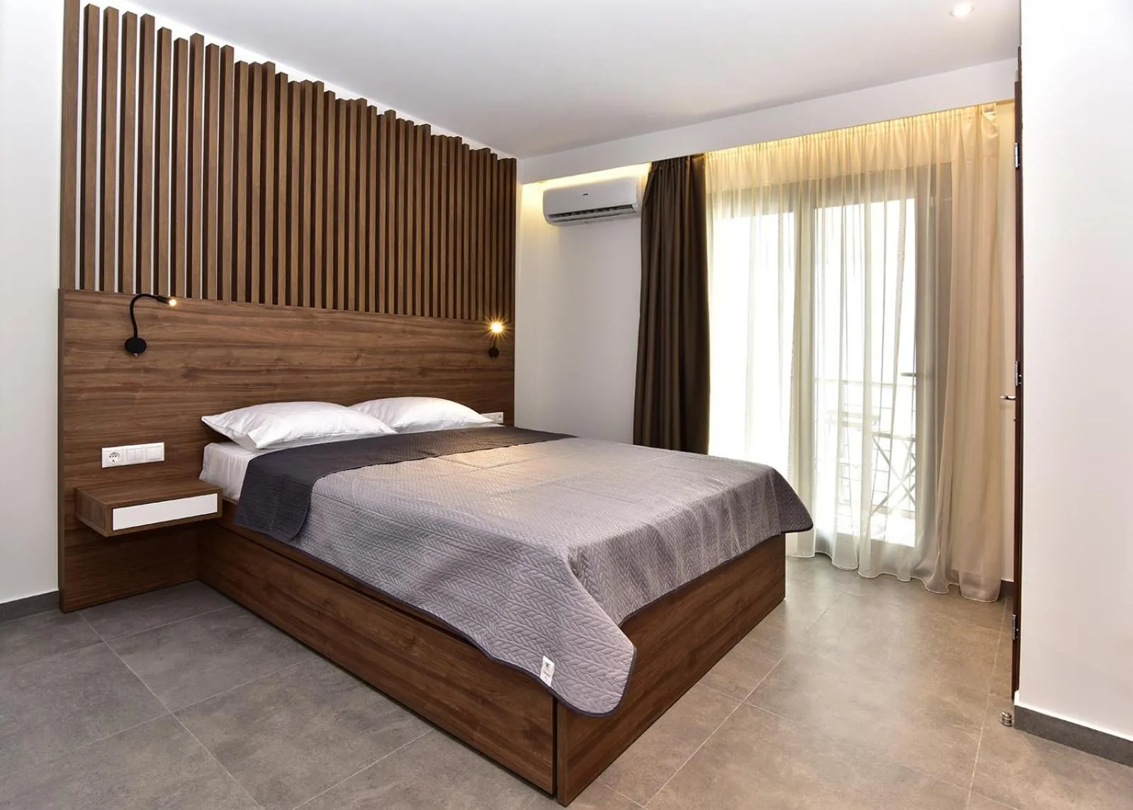 Bed in Eutopia