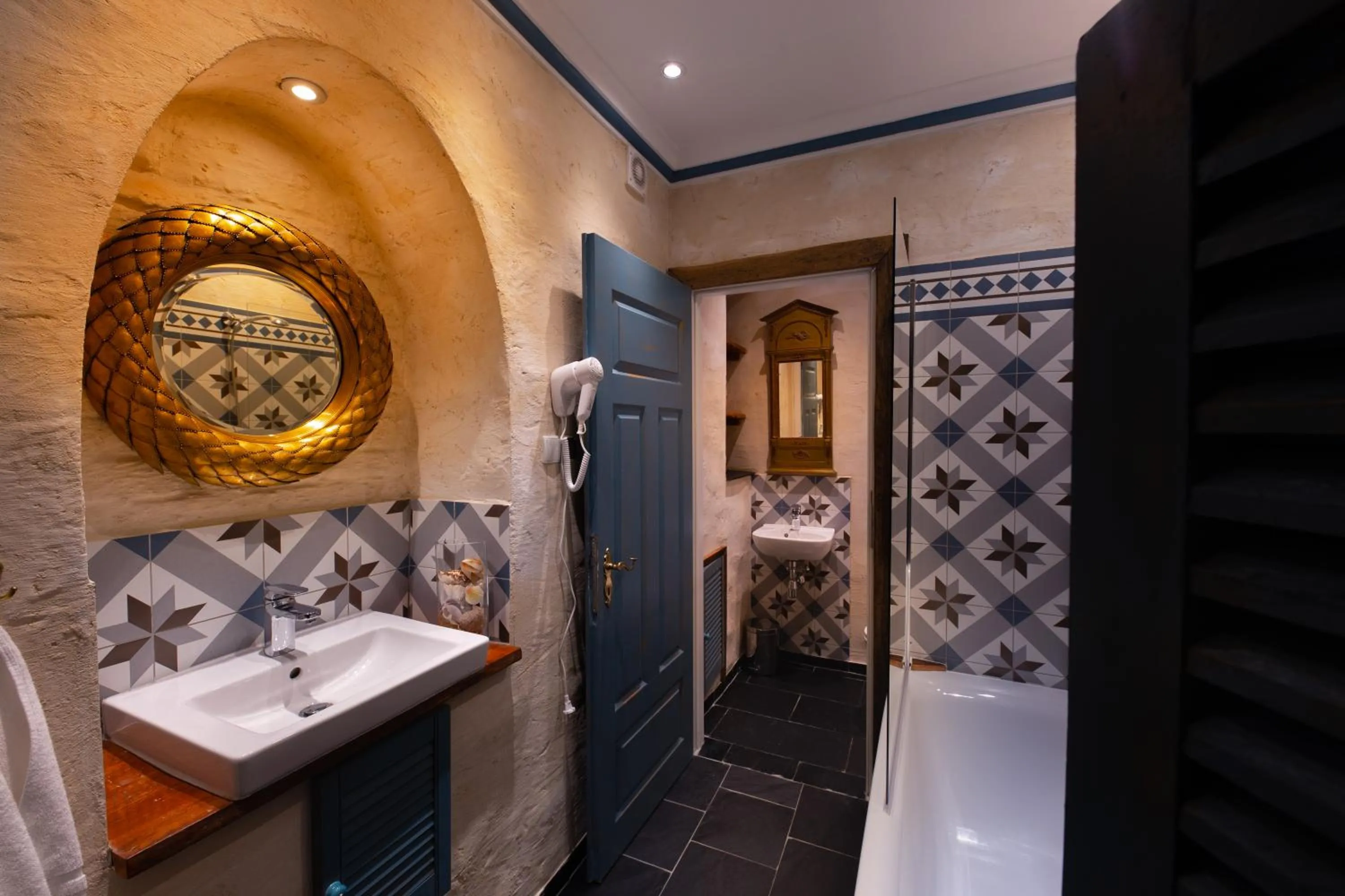 Bathroom in Paul's Fantasia Boutique Suites