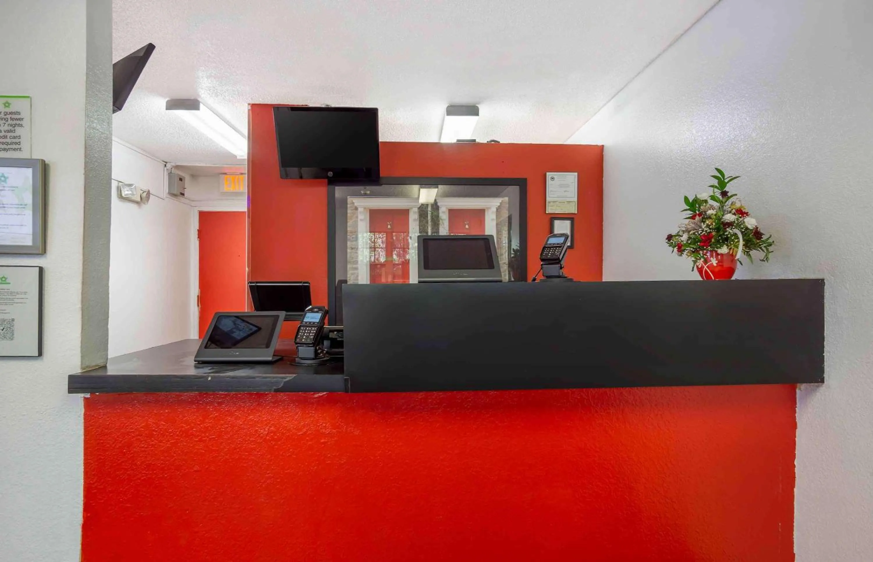 Lobby or reception in Extended Stay America Suites - Charleston - North Charleston