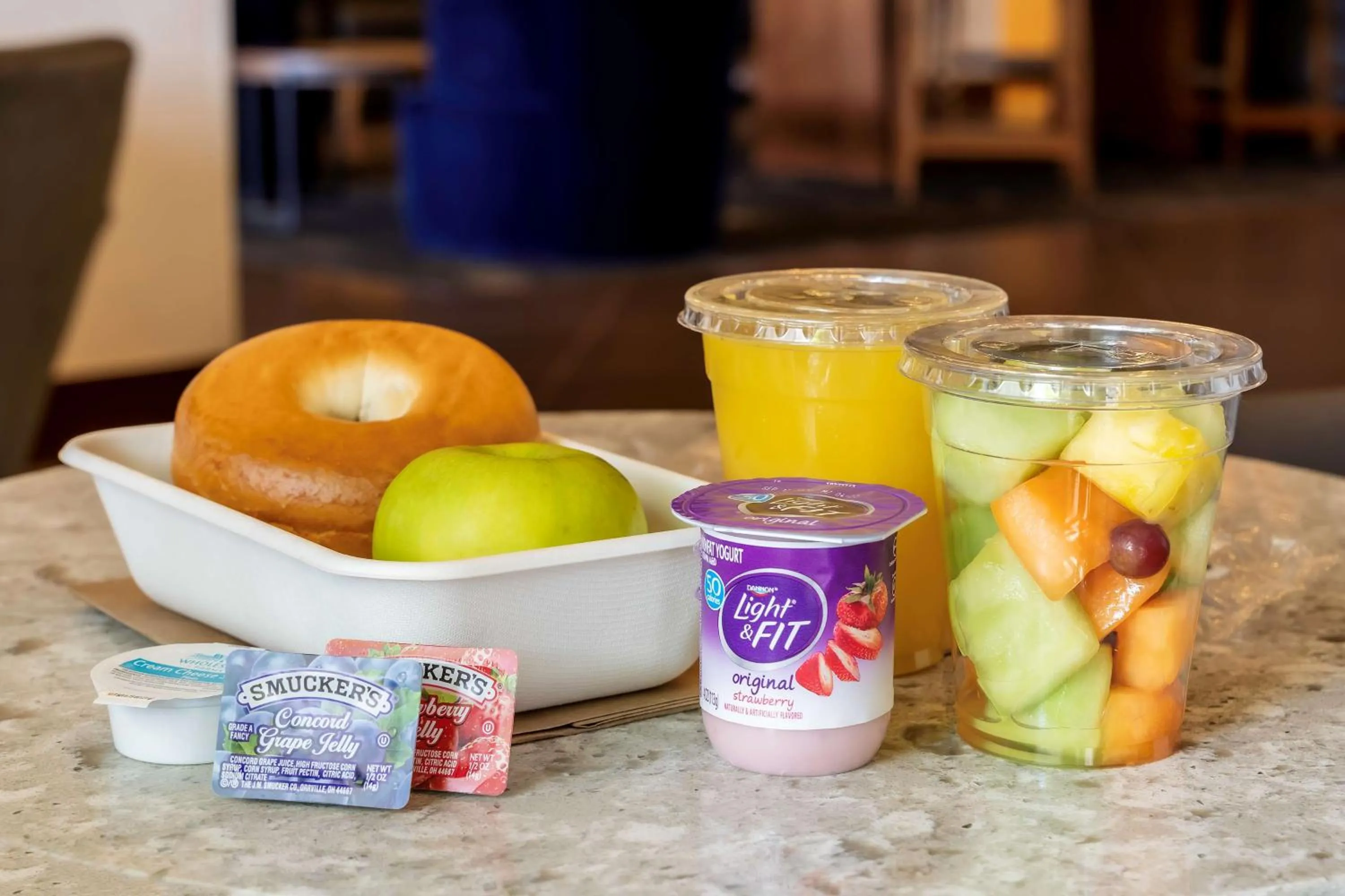 Restaurant/places to eat in Hyatt Place Charlotte Arrowood