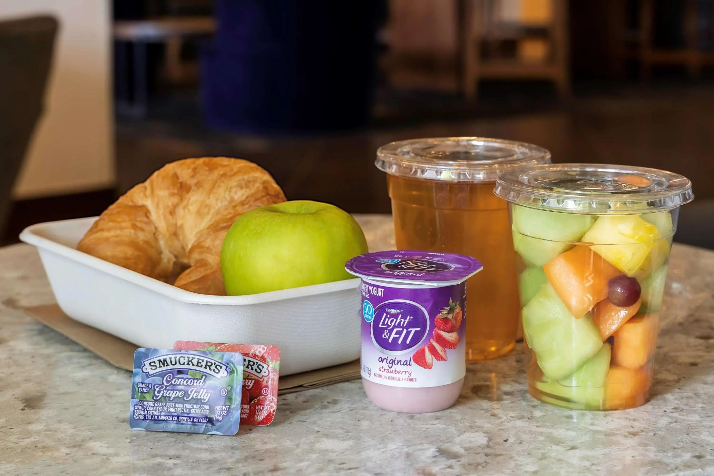 Restaurant/places to eat in Hyatt Place Charlotte Arrowood