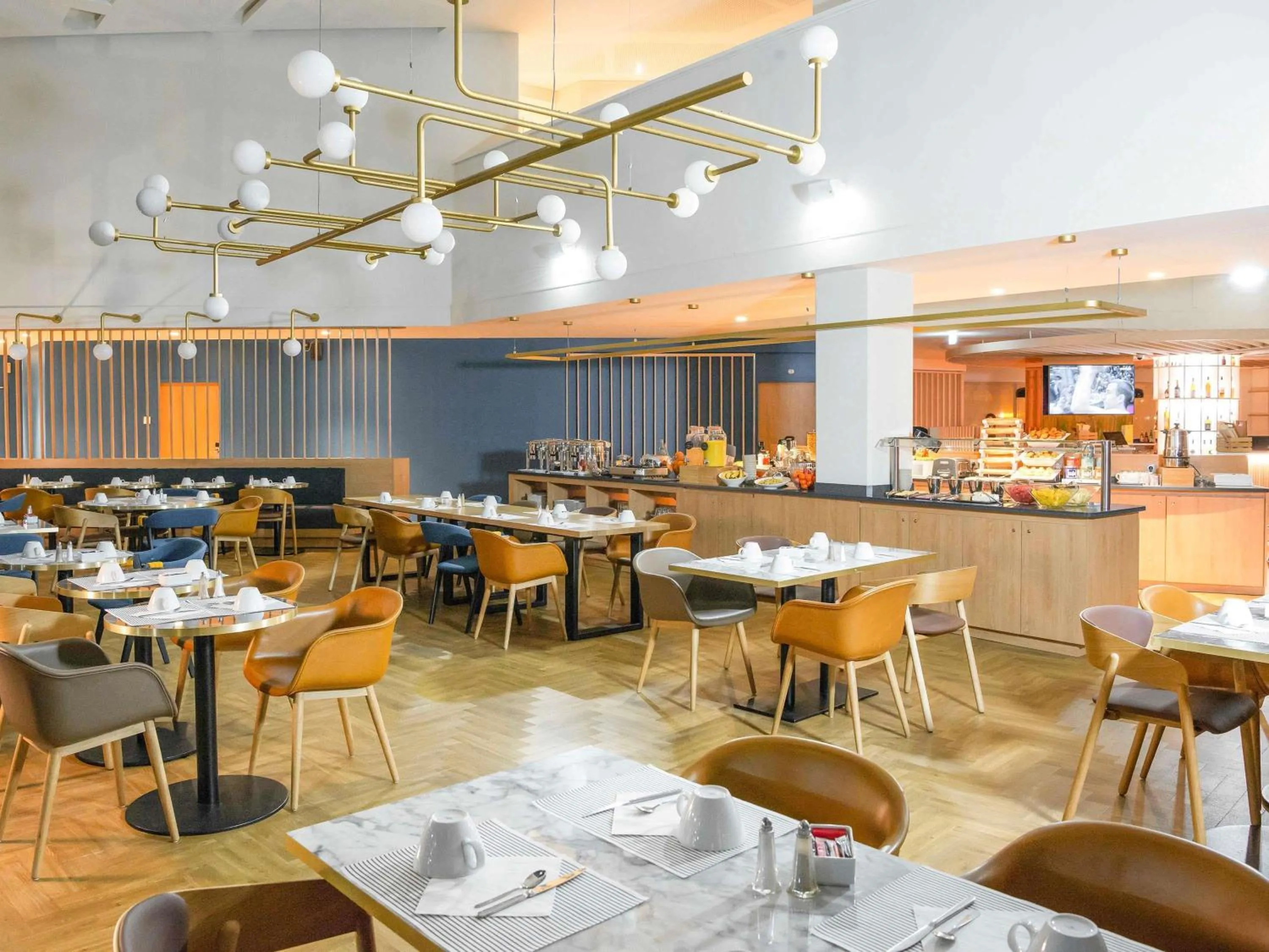 Property building in Novotel Le Havre Centre Gare