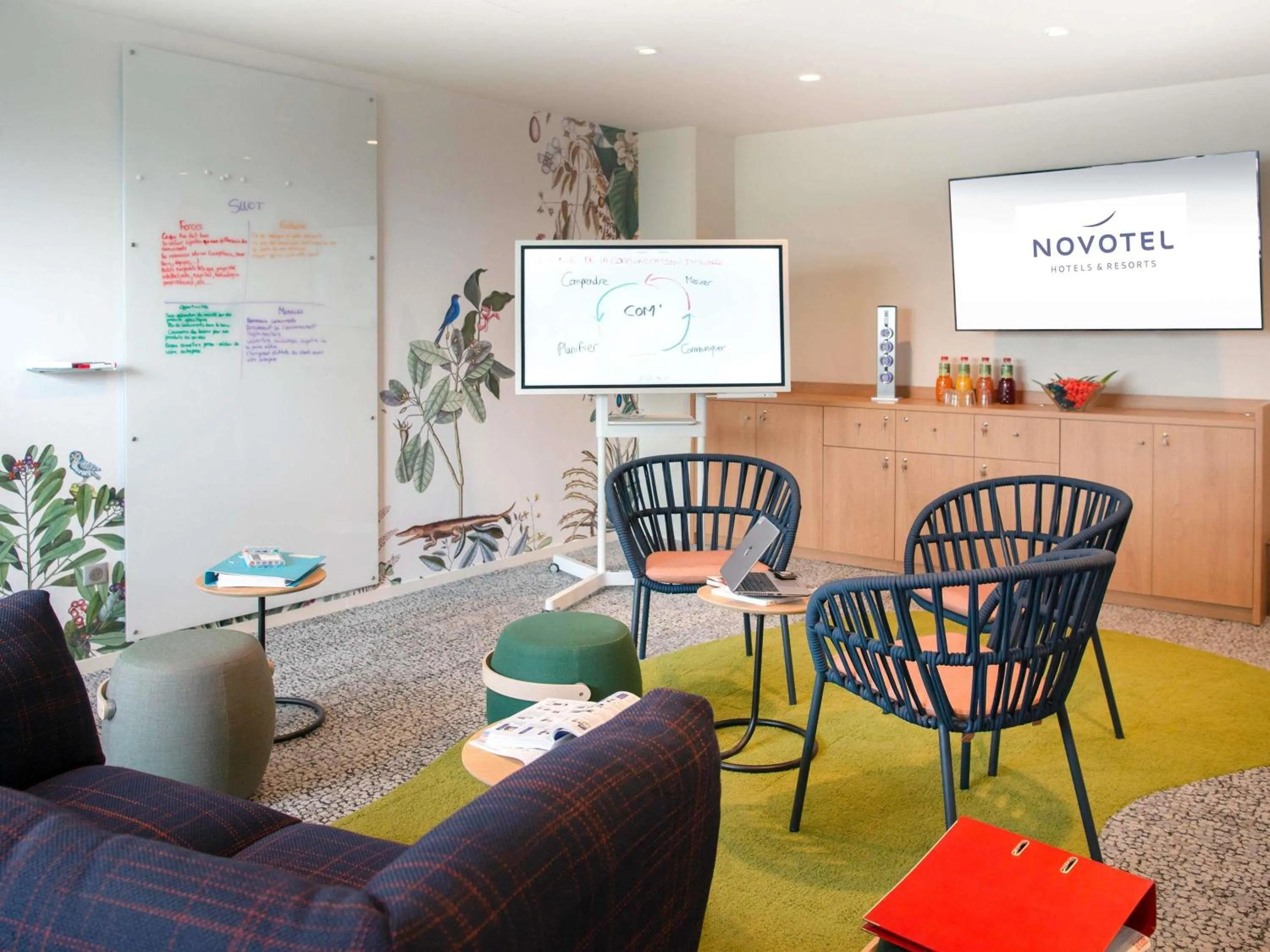 Meeting/conference room in Novotel Le Havre Centre Gare