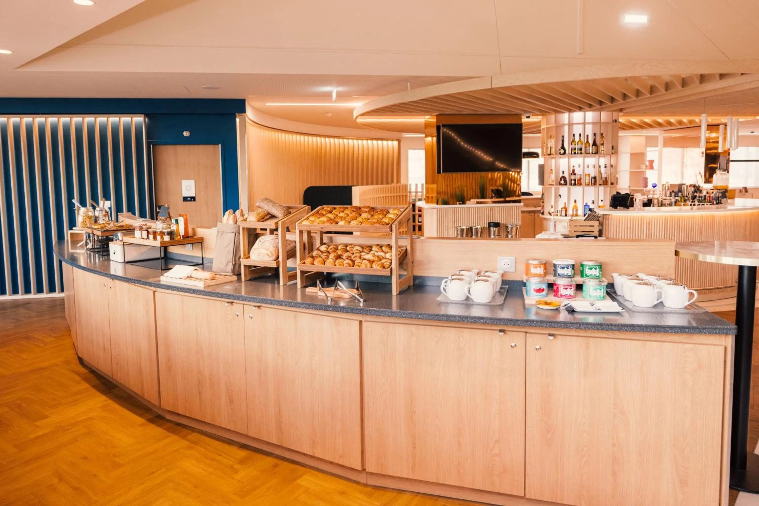 Buffet breakfast in Novotel Le Havre Centre Gare