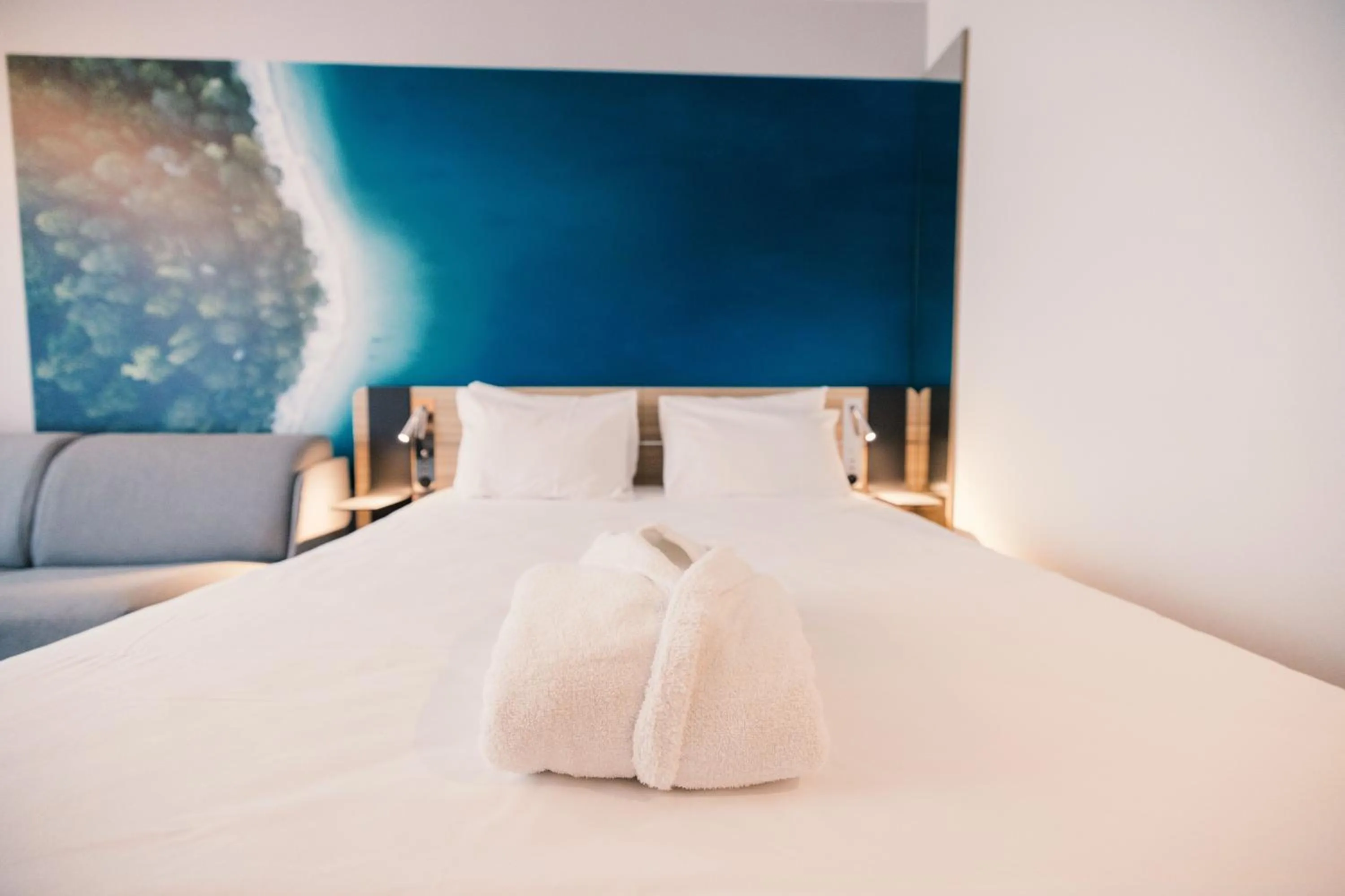 Bedroom, Bed in Novotel Le Havre Centre Gare