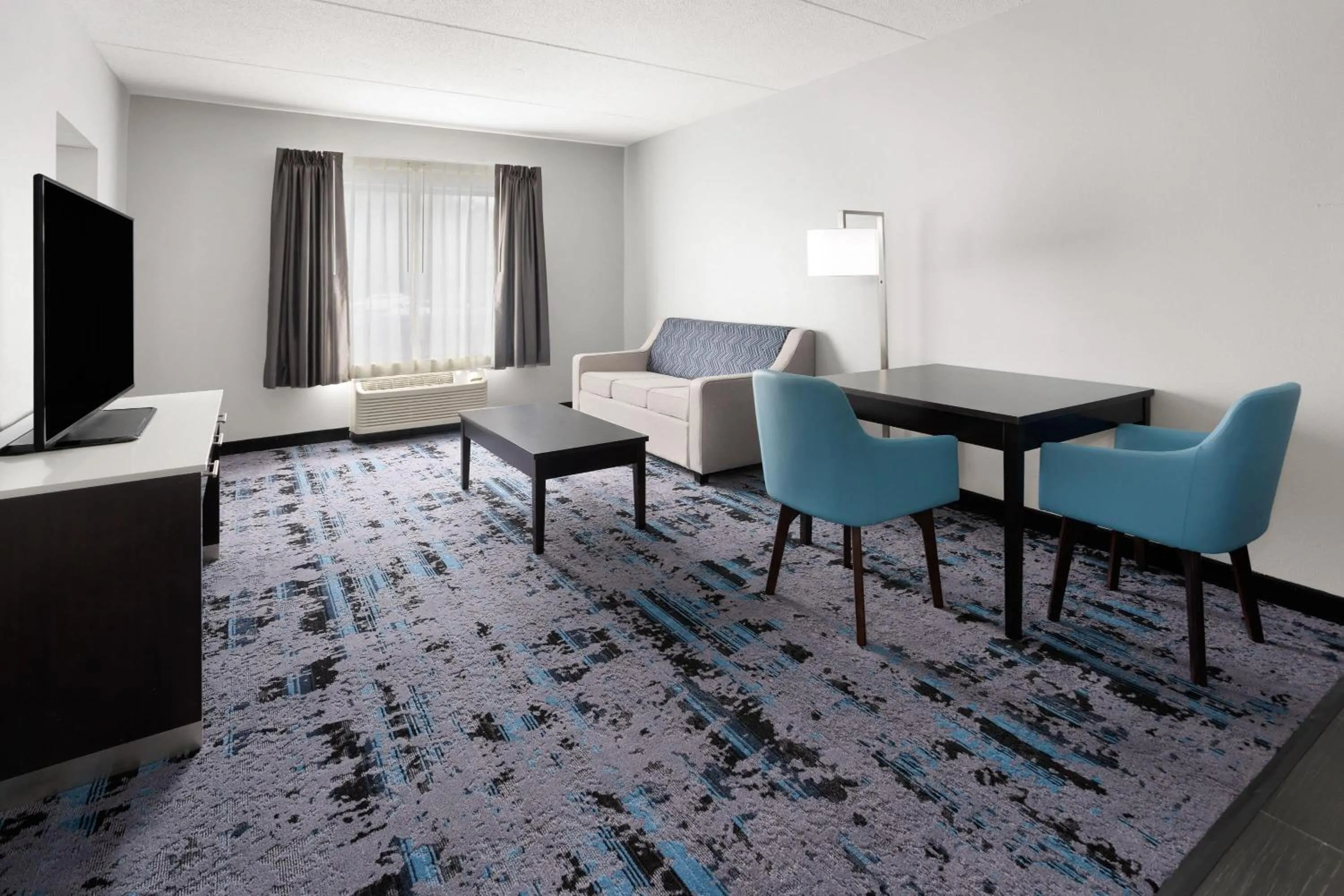 Photo of the whole room in Hawthorn Extended Stay by Wyndham Chambersburg