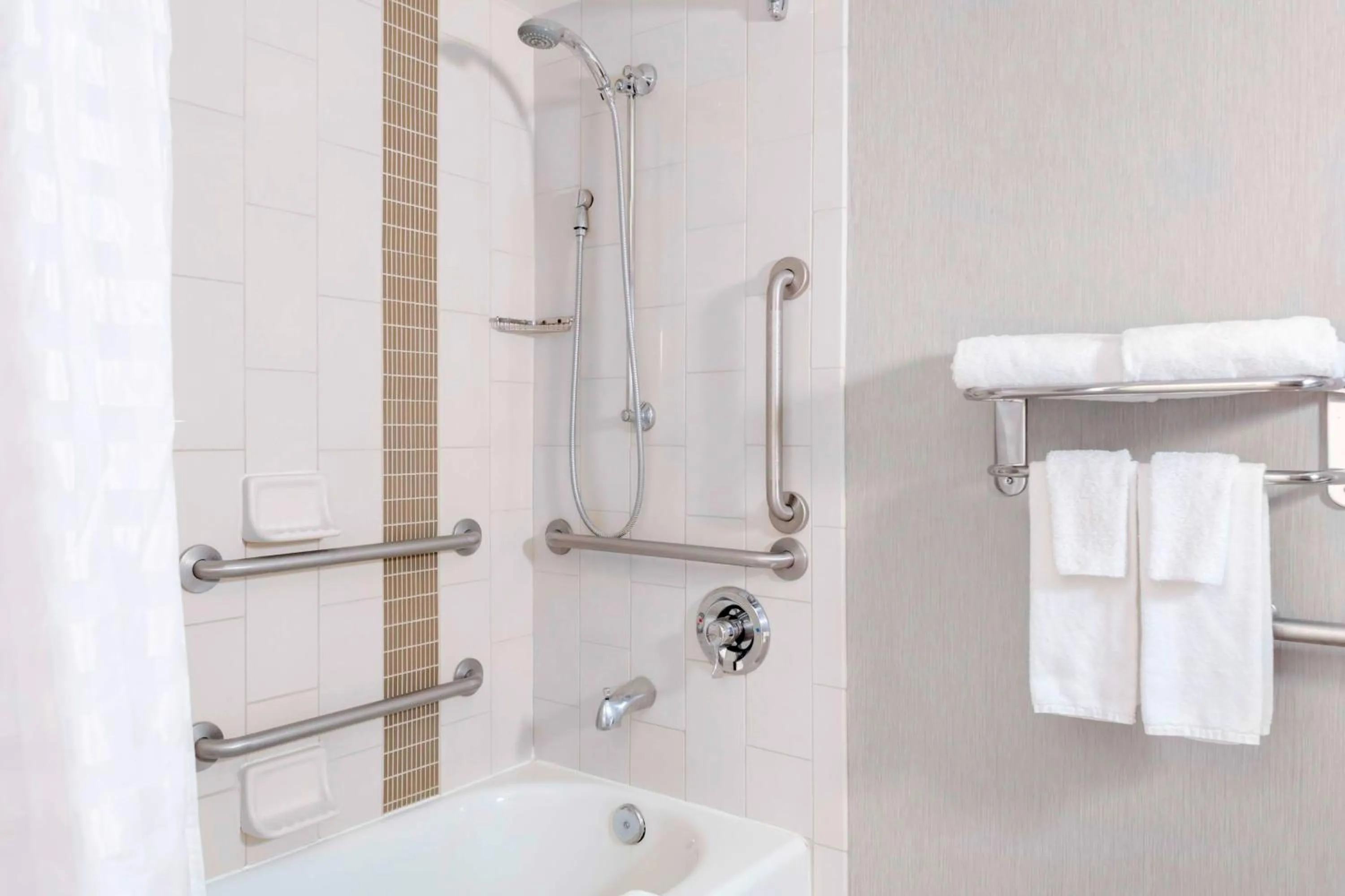 Bathroom in Hyatt Place-Dallas/Arlington