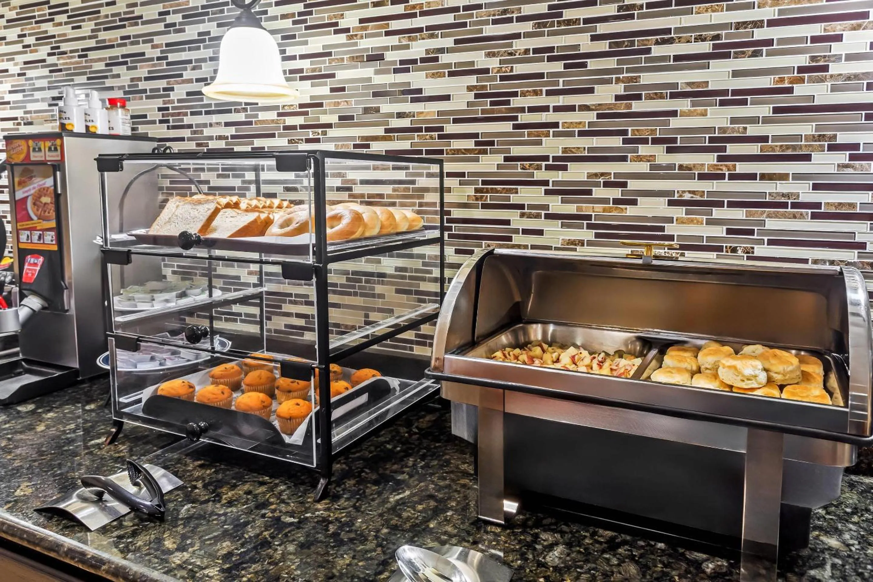 Breakfast in Rodeway Inn