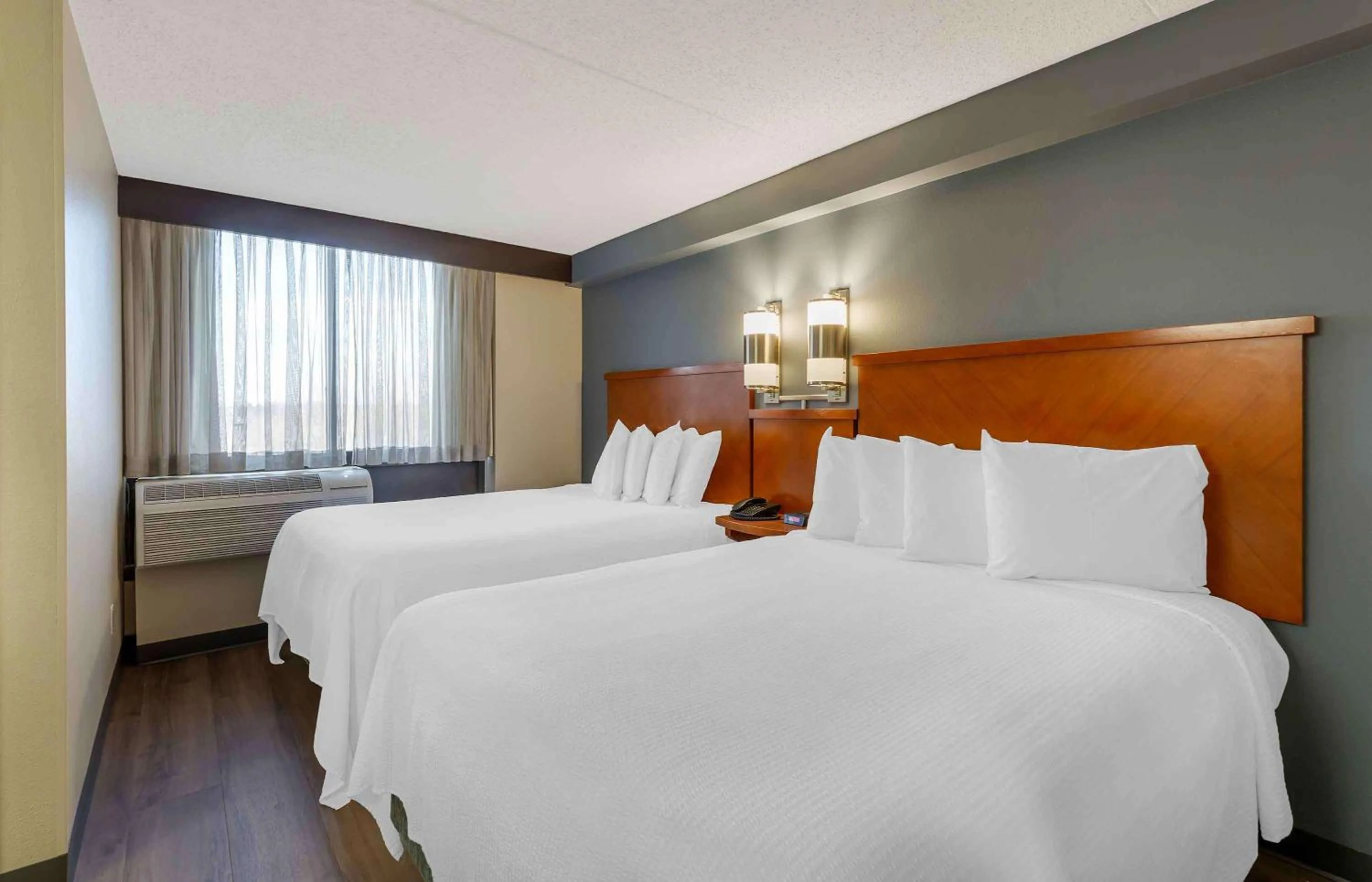 Bedroom, Bed in Extended Stay America Premier Suites - Cleveland - Independence
