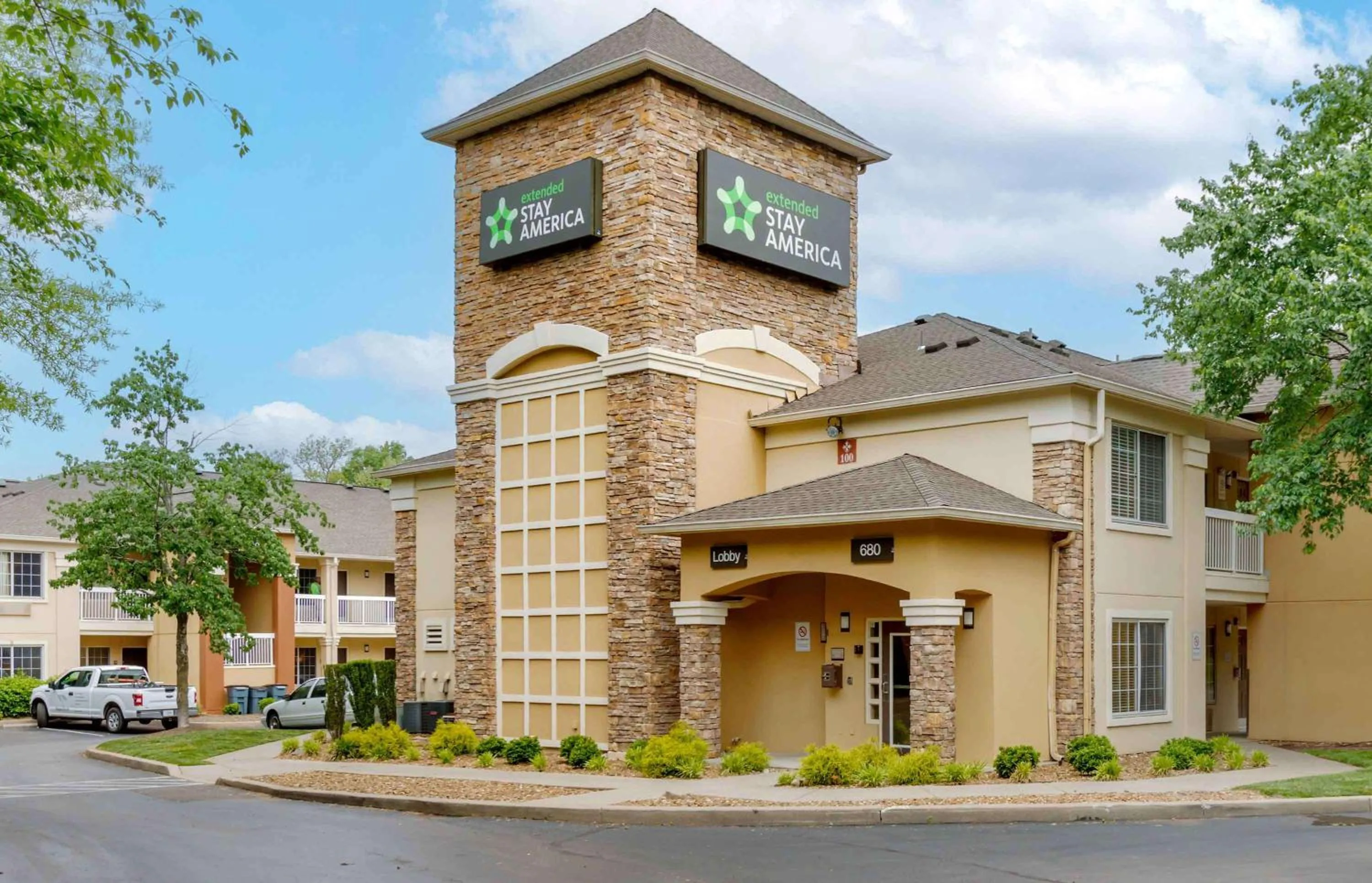 Property building in Extended Stay America Suites - Nashville - Franklin - Cool Springs
