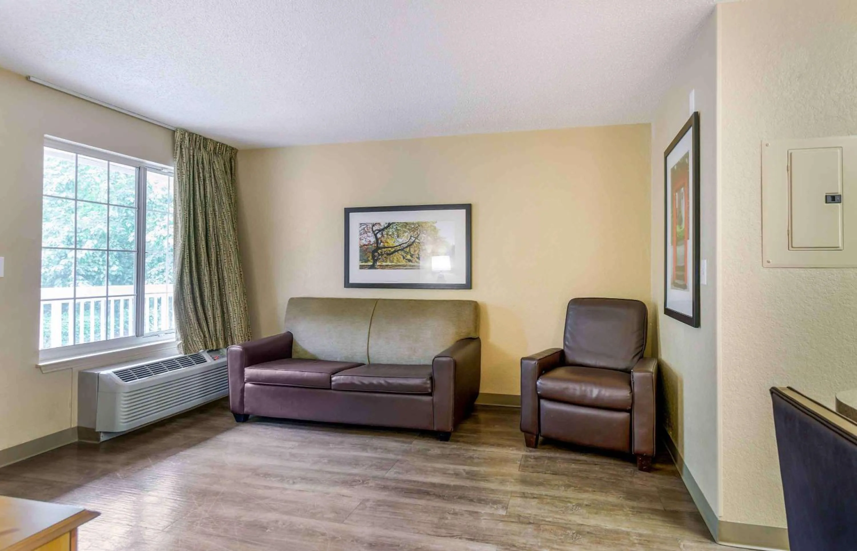 Bedroom in Extended Stay America Suites - Nashville - Franklin - Cool Springs