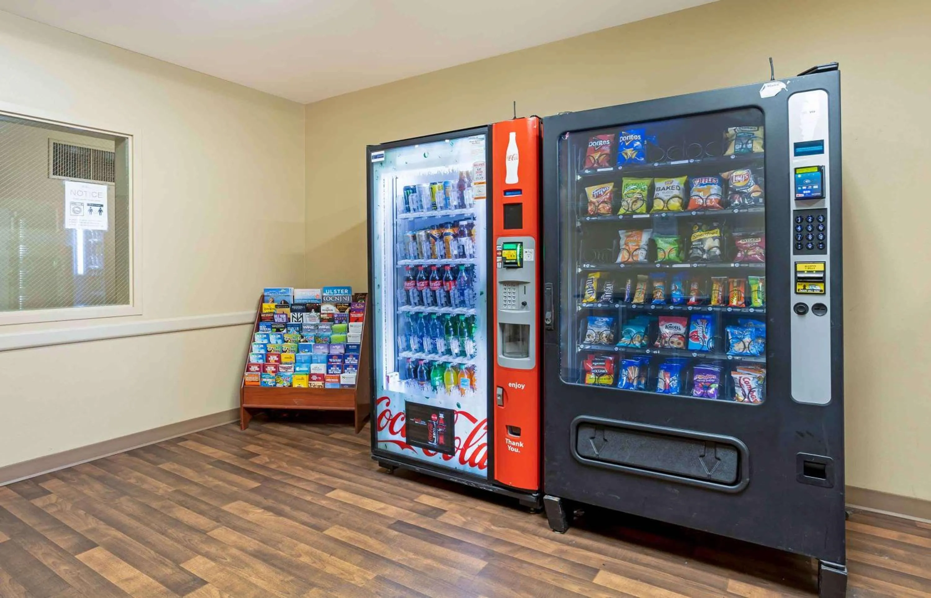 Property building in Extended Stay America Suites - Meadowlands - Rutherford