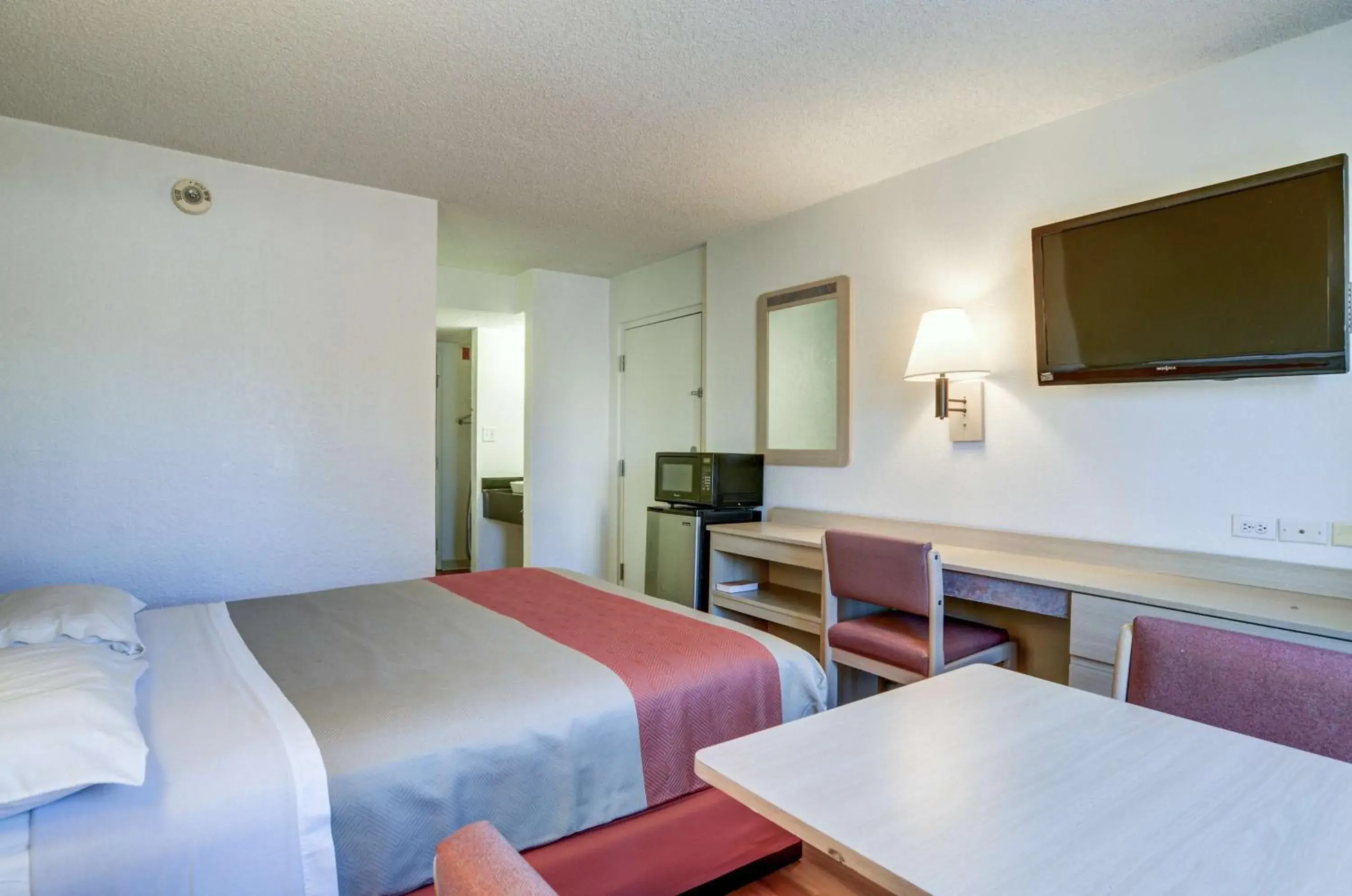 Queen Room - single occupancy - Disability Access - Roll in Shower in Motel 6-Greenwood Village, CO - Denver - South Tech Center Queen Room - single occupancy - Disability Access - Roll in Shower in Motel 6-Greenwood Village, CO - Denver - South Tech Center