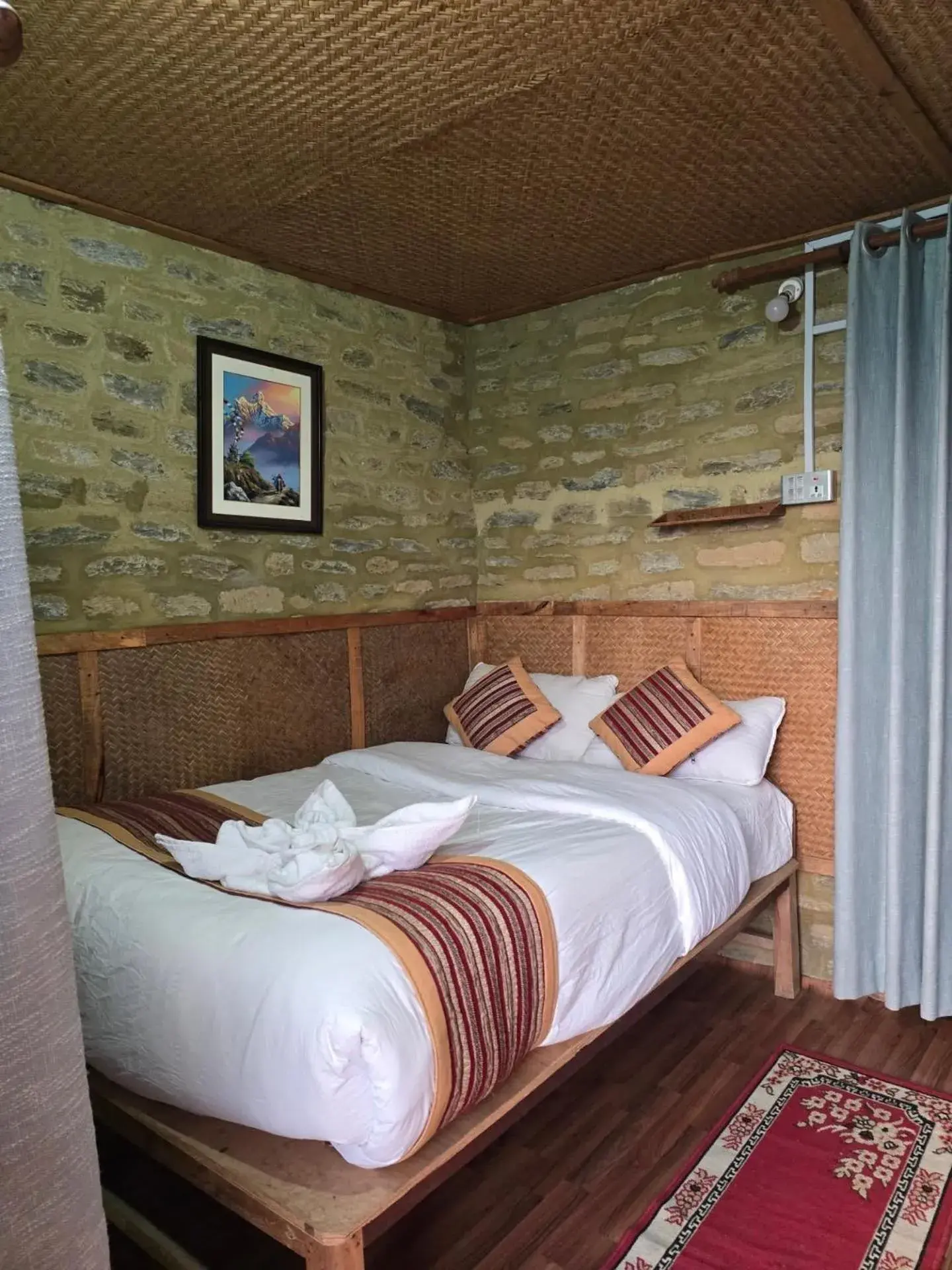 Budget Single Room in Pumdikot Mountain Lodge Budget Single Room in Pumdikot Mountain Lodge