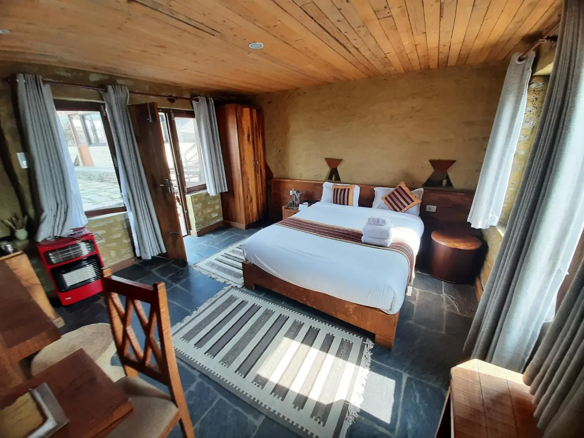 Double Room with Mountain View - single occupancy in Pumdikot Mountain Lodge Double Room with Mountain View - single occupancy in Pumdikot Mountain Lodge