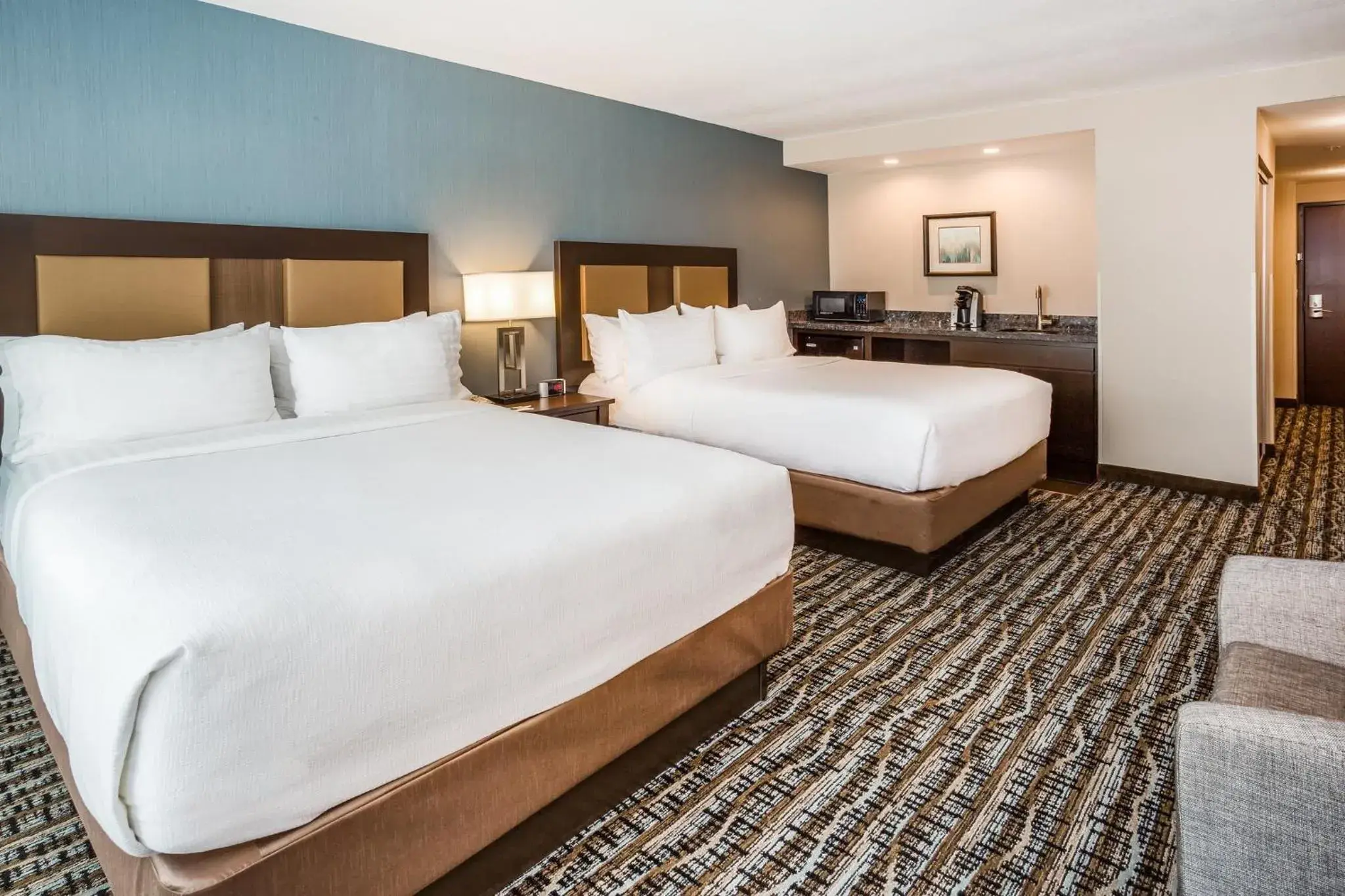 Premium Queen Room with Two Queen Beds in Holiday Inn South Jordan - SLC South by IHG Premium Queen Room with Two Queen Beds in Holiday Inn South Jordan - SLC South by IHG