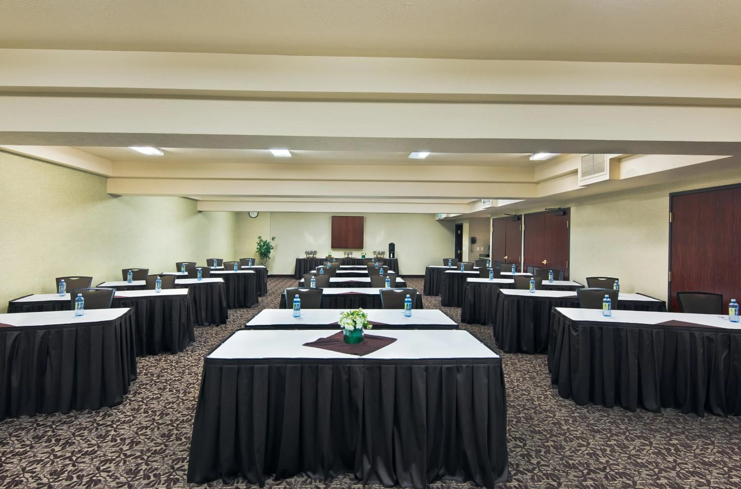 Banquet/Function facilities in Oxford Suites Spokane Valley