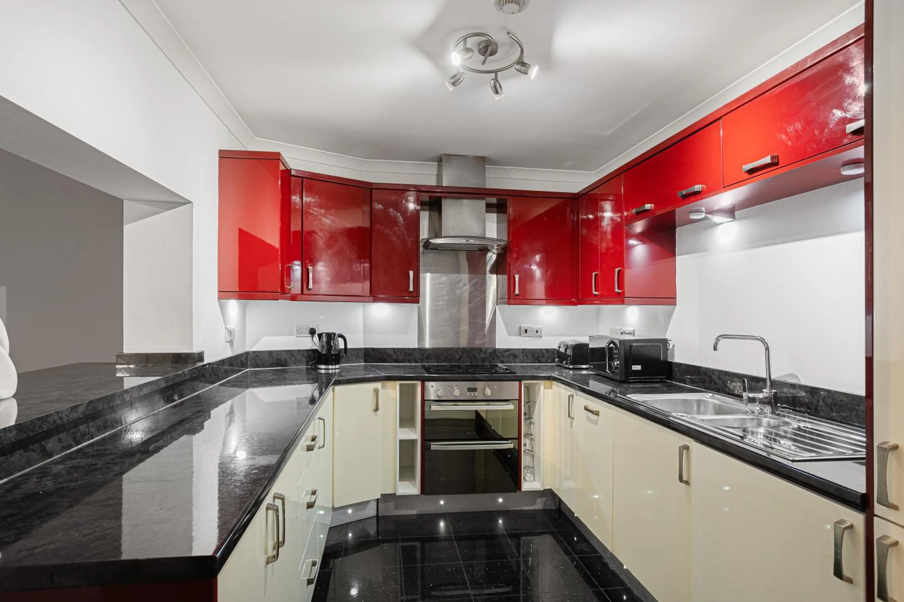 Kitchen or kitchenette in Bookbinders Apartments Leeds City Centre