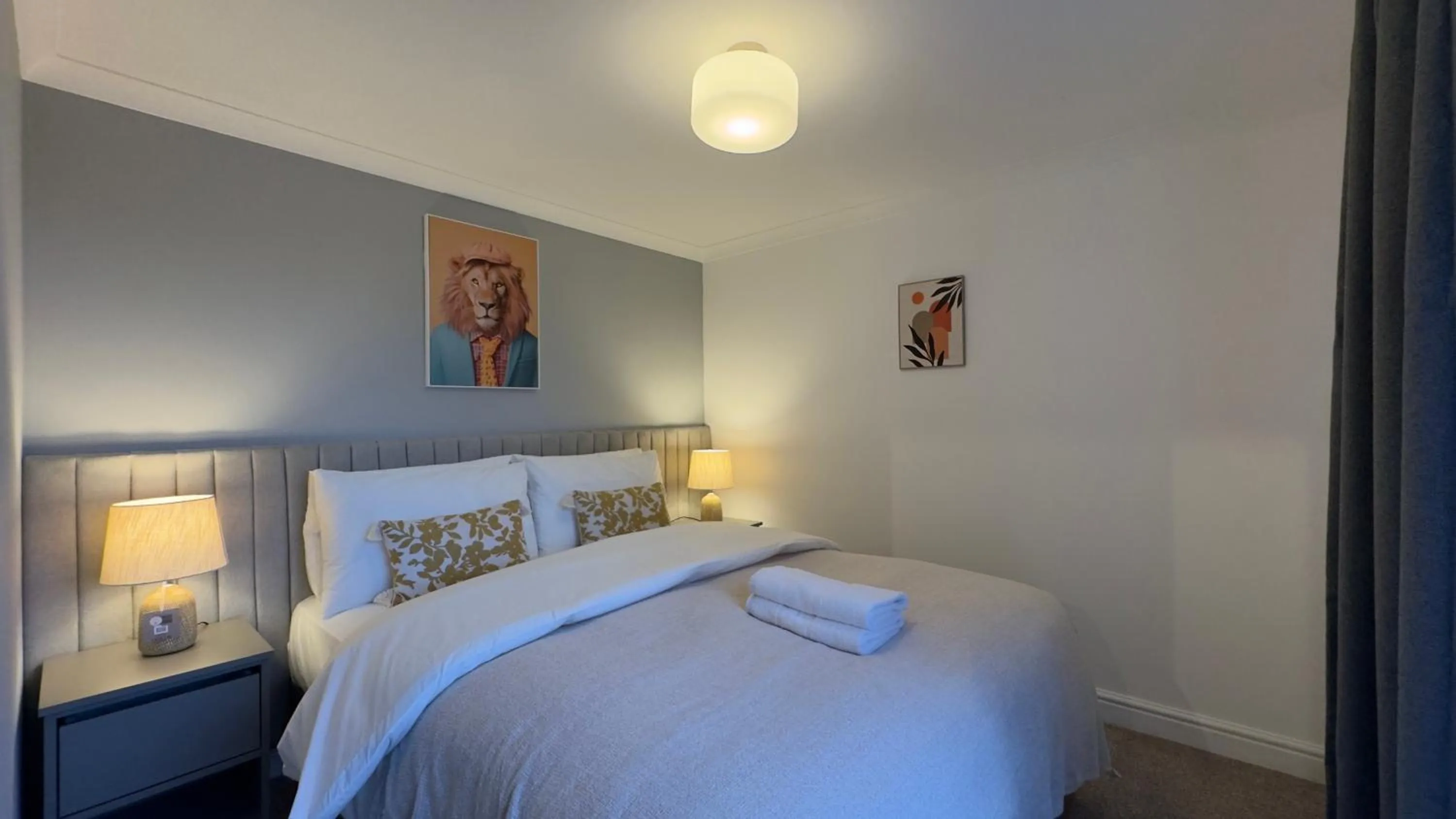 Bed in Bookbinders Apartments Leeds City Centre