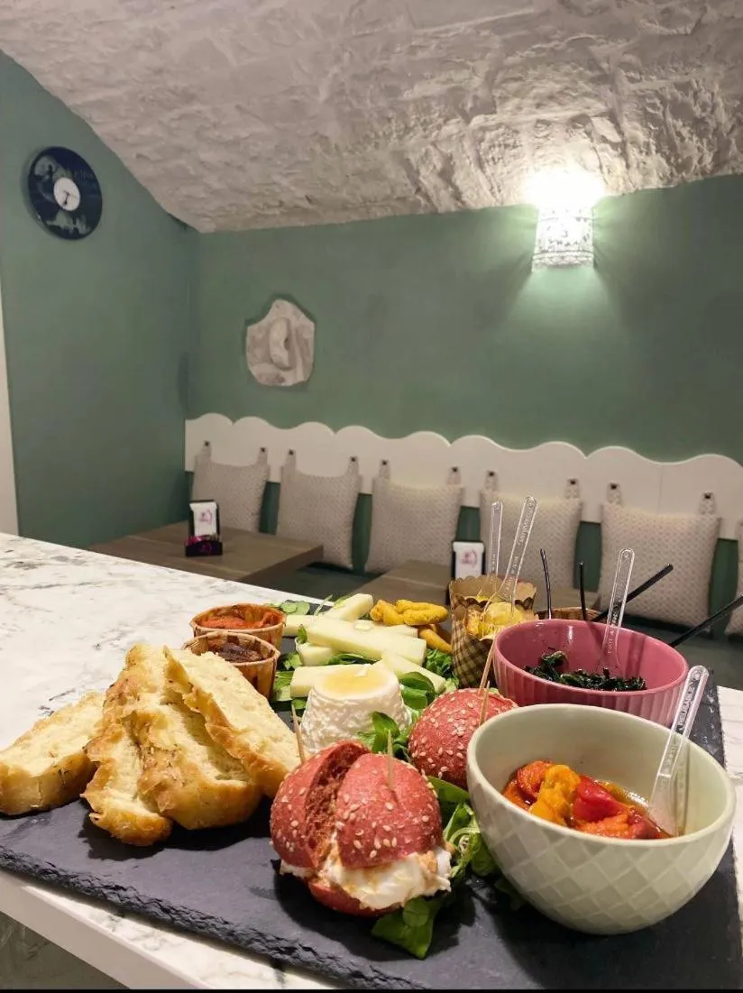 l'angolo di Gaudì, alcoba Blanca