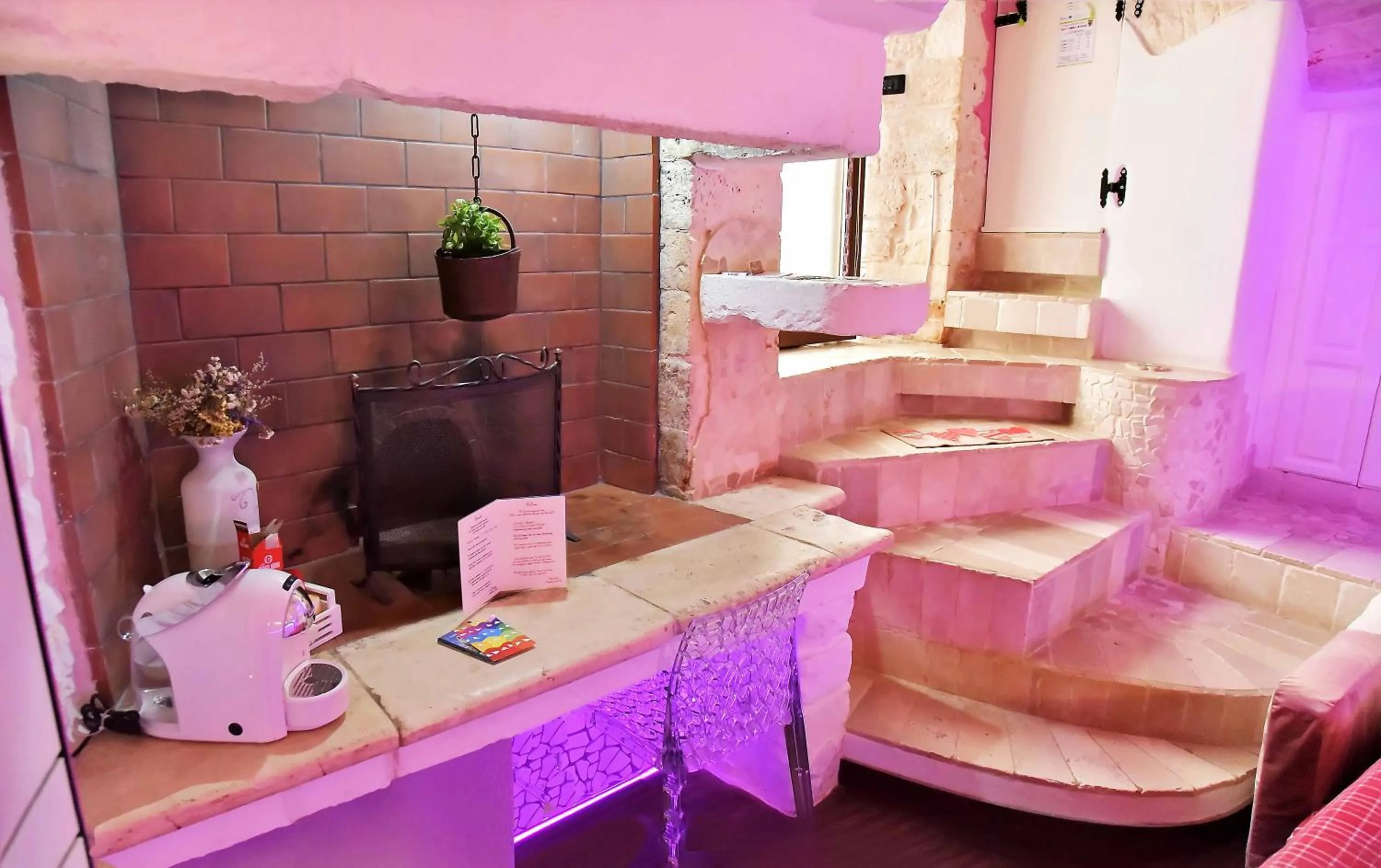 Coffee/tea facilities in l'angolo di Gaudì, alcoba Capriccio