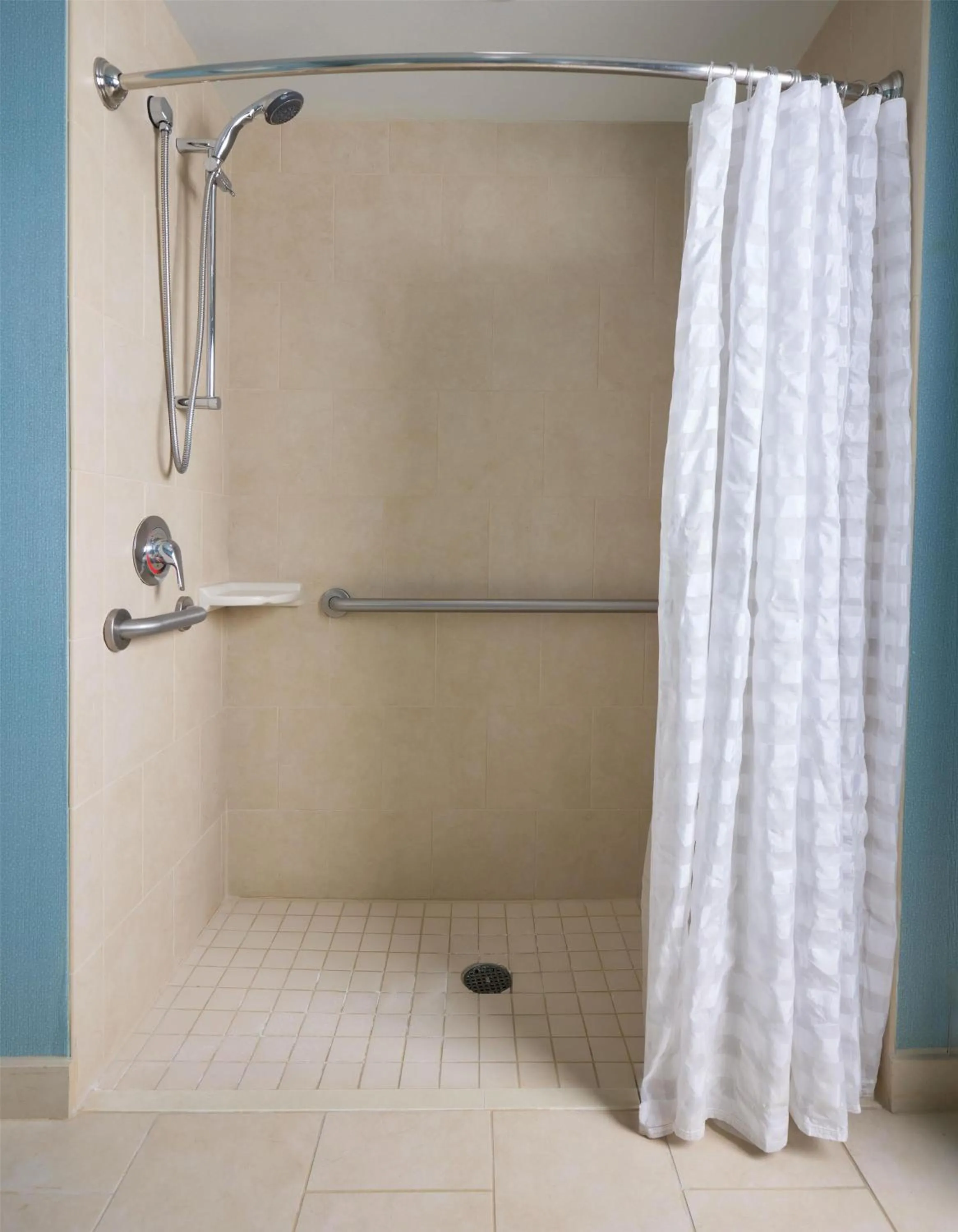 Bathroom in Hyatt Place Salt Lake City Downtown / The Gateway