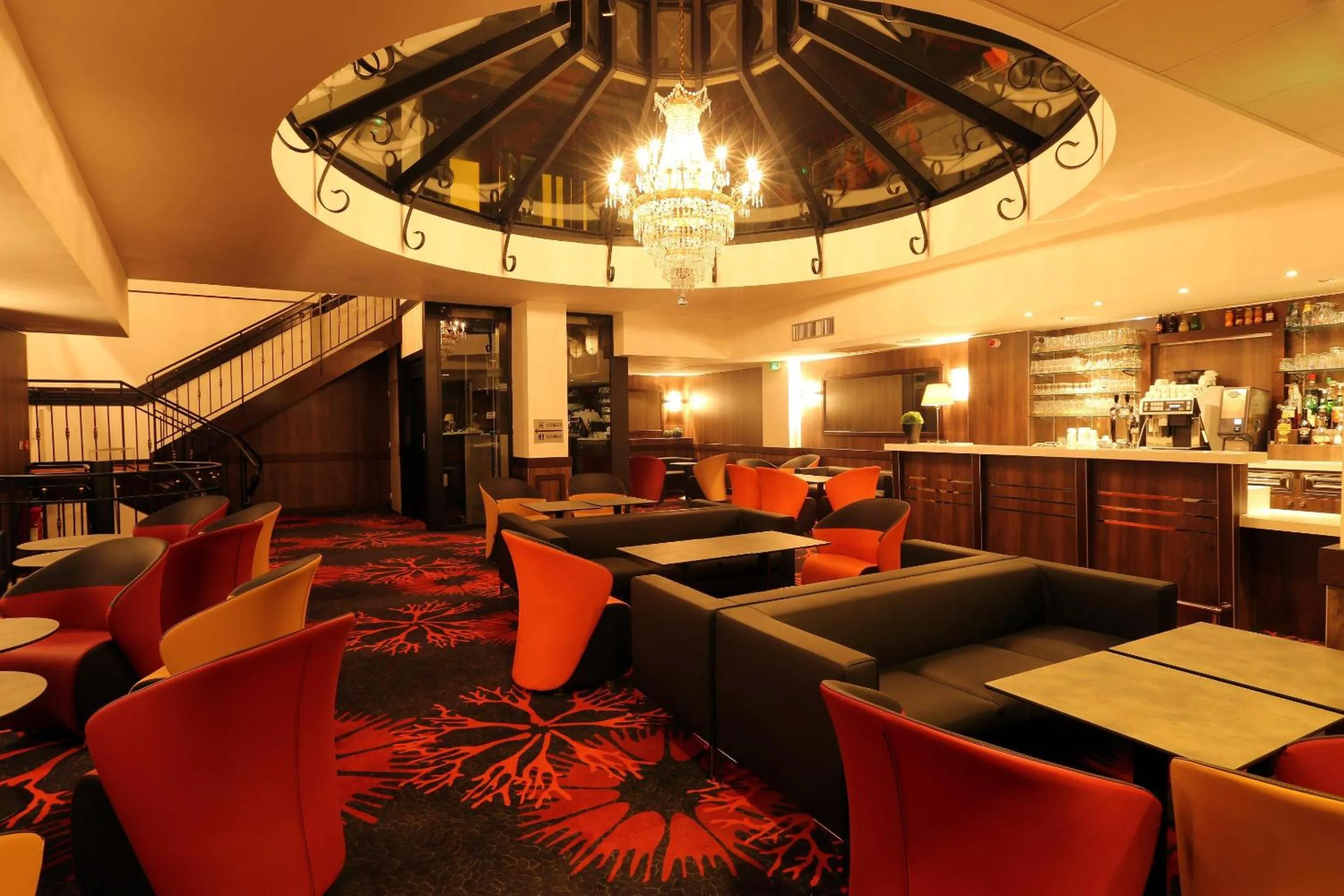 Lounge or bar in Hôtel Gloria & Avenue