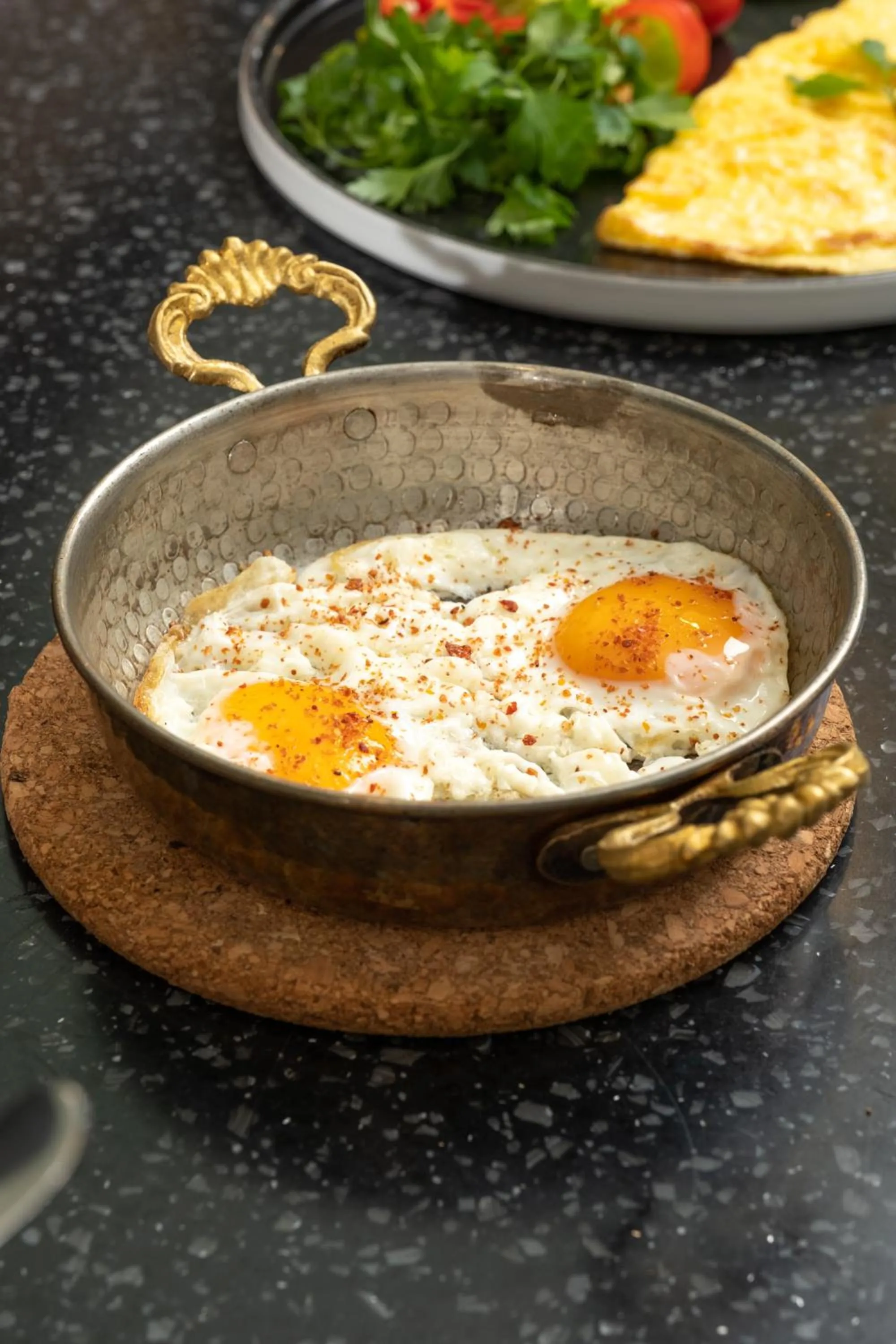 Breakfast in Elm Suite Hotel